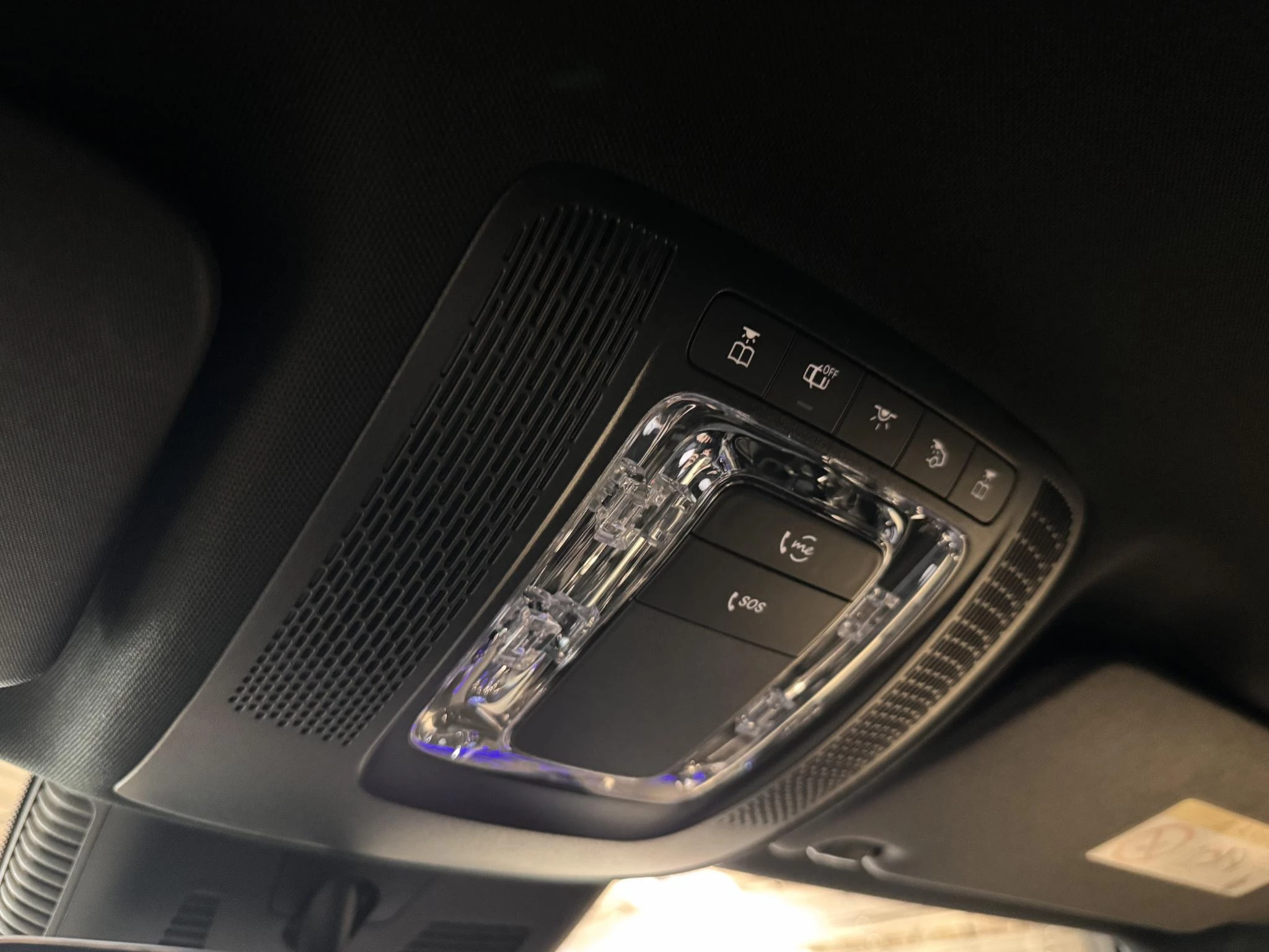 Mercedes-Benz-EQA-image-22