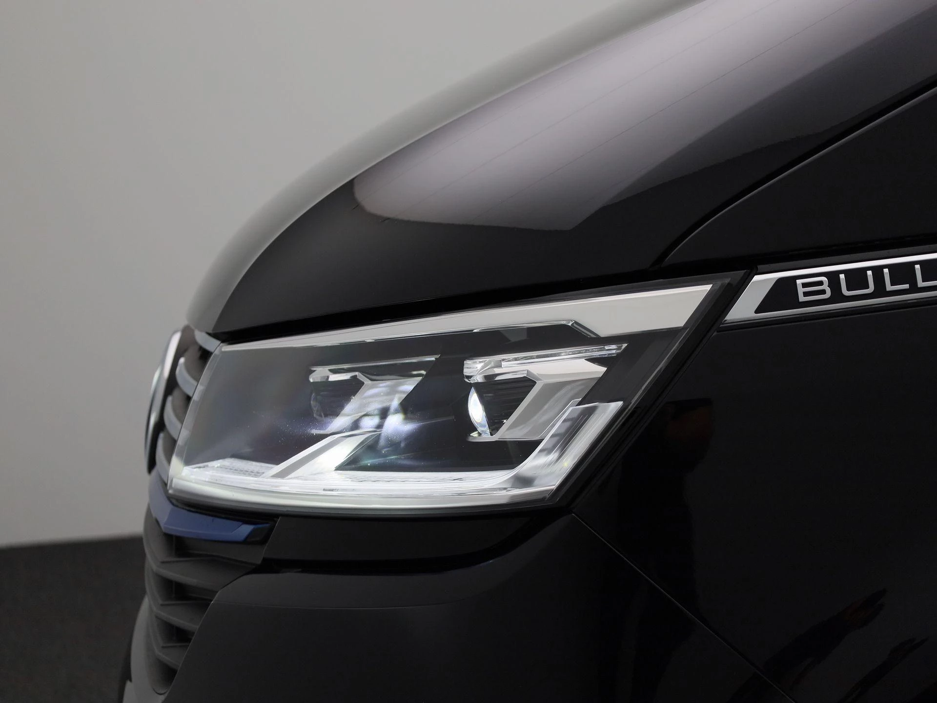 Volkswagen Transporter 2.0 TDI L2H1 Bulli 150PK