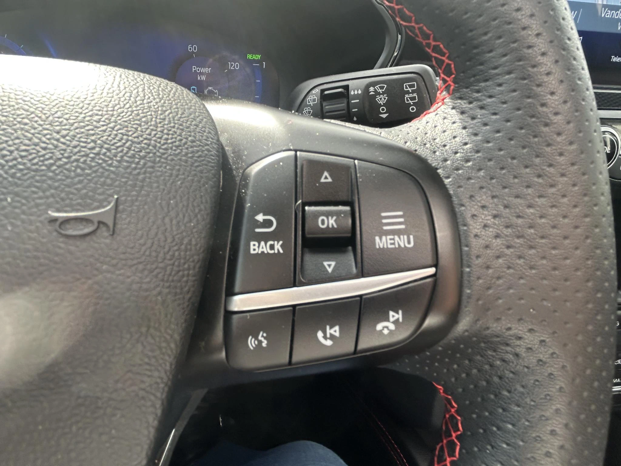 Ford-Kuga-image-17