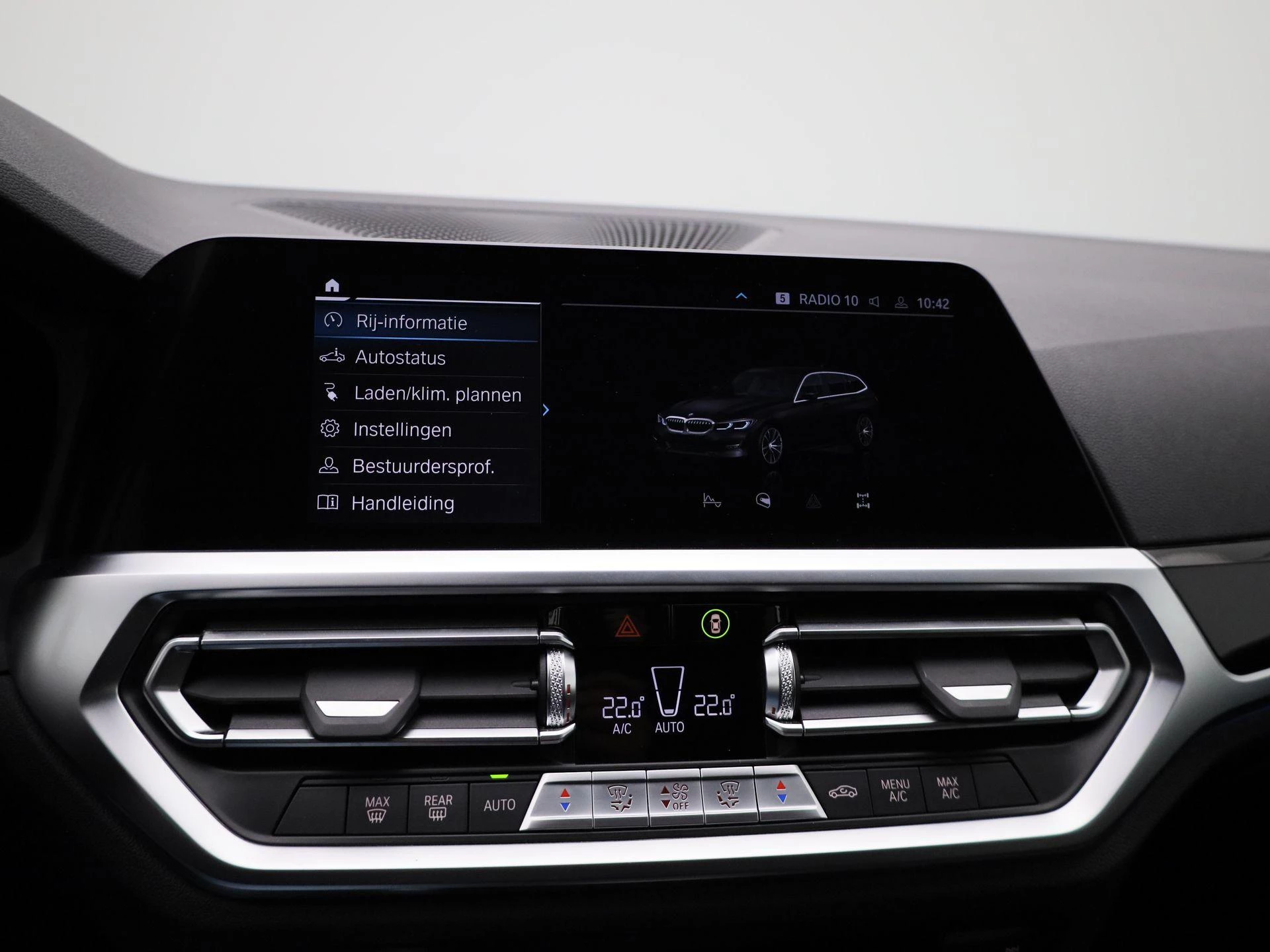 BMW-3 Serie-image-21