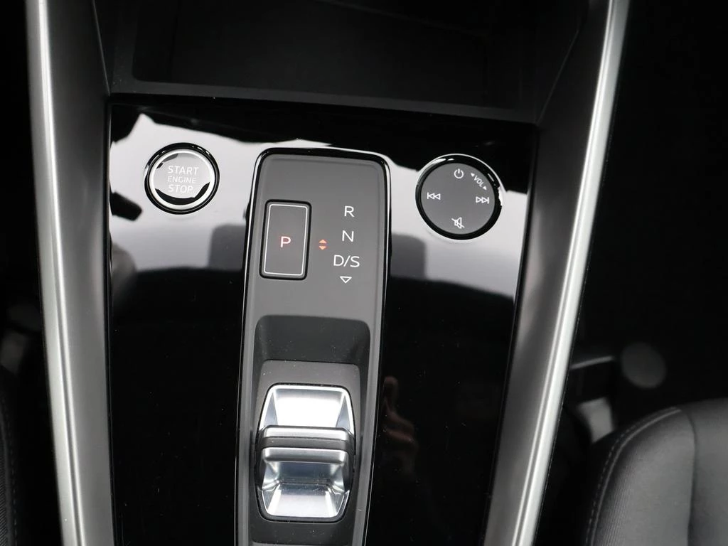 Audi A3 Sportback PHEV Audi A3 Sportback Attraction 40TFSIe 204PK *AUTOMAAT*VIRTUAL COCKPIT*ACC*LANE-ASSIST*APP-CONNECT*KEYLESS GO*...*