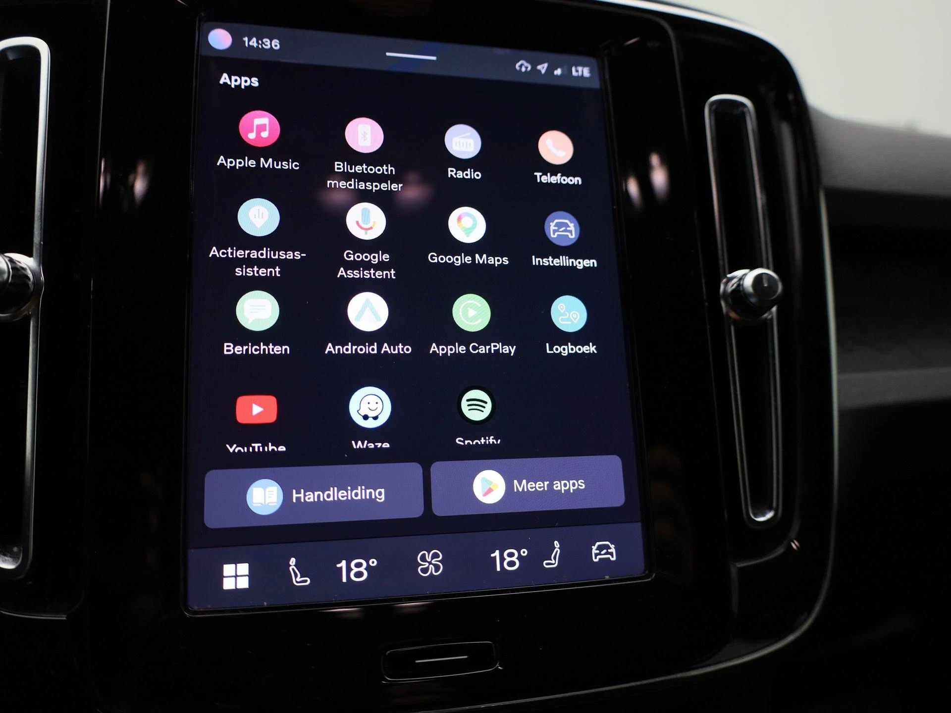 Volvo-XC40-image-19