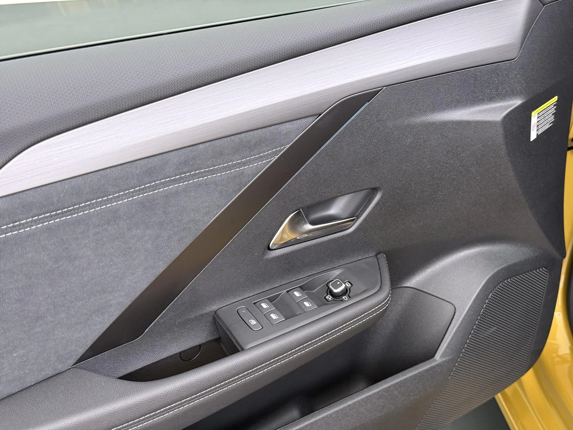Opel-Astra-image-11