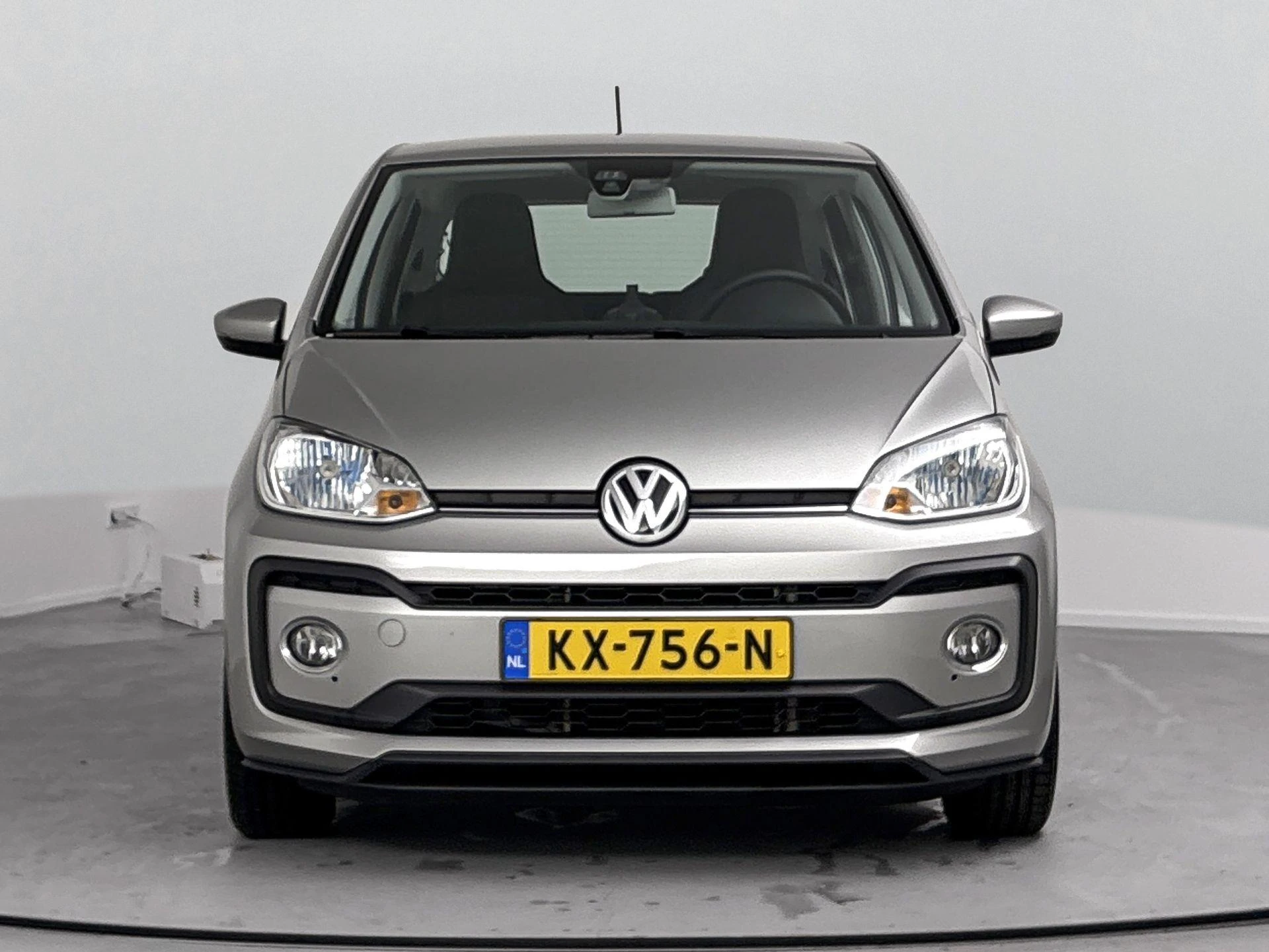 Volkswagen-up!-image-4