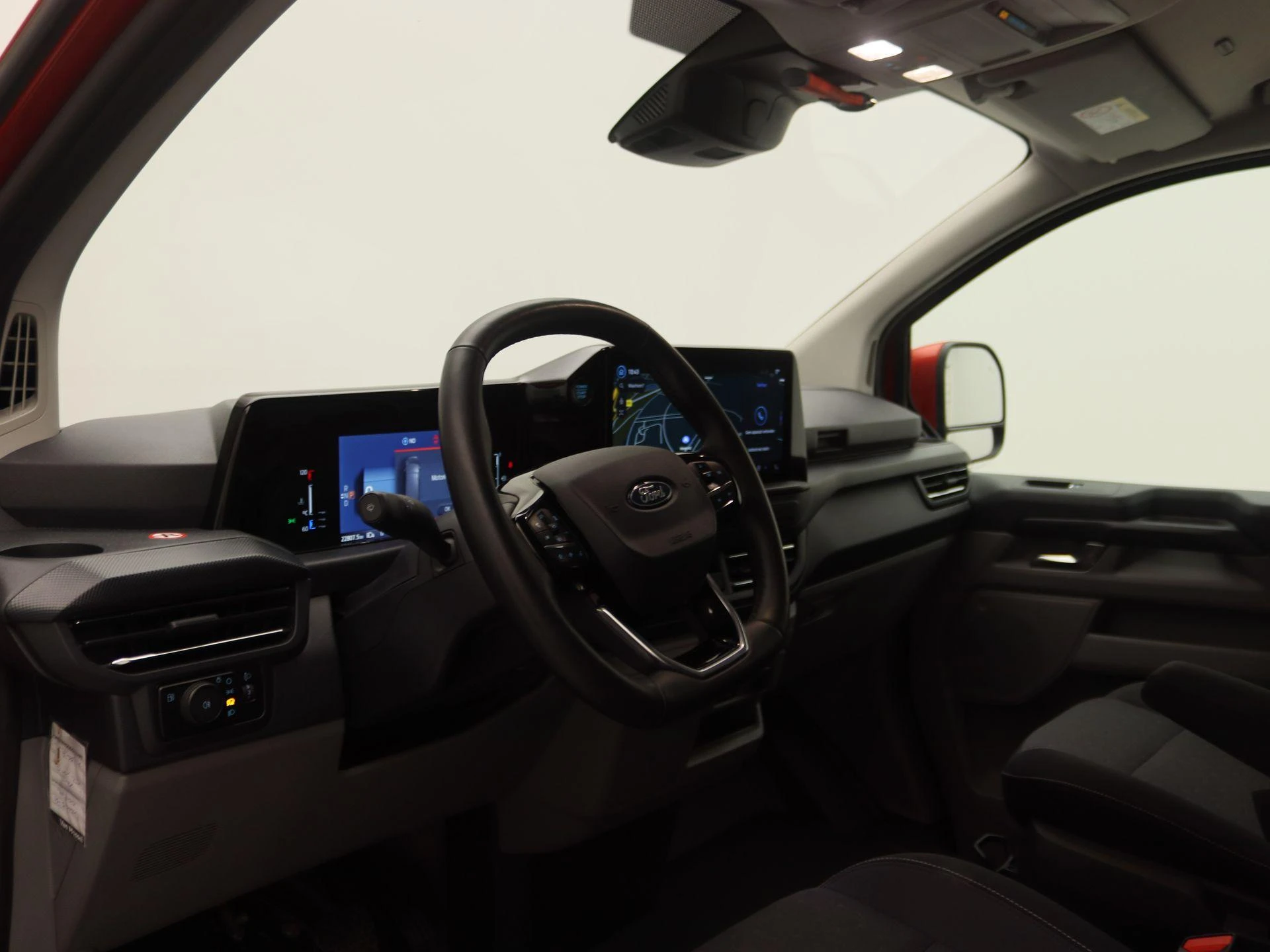 Ford-Transit Custom-image-18