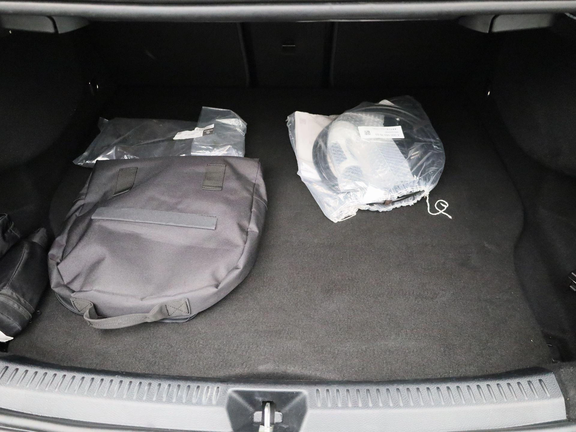 Mercedes-Benz A-Klasse 250 e Business Solution AMG Limited