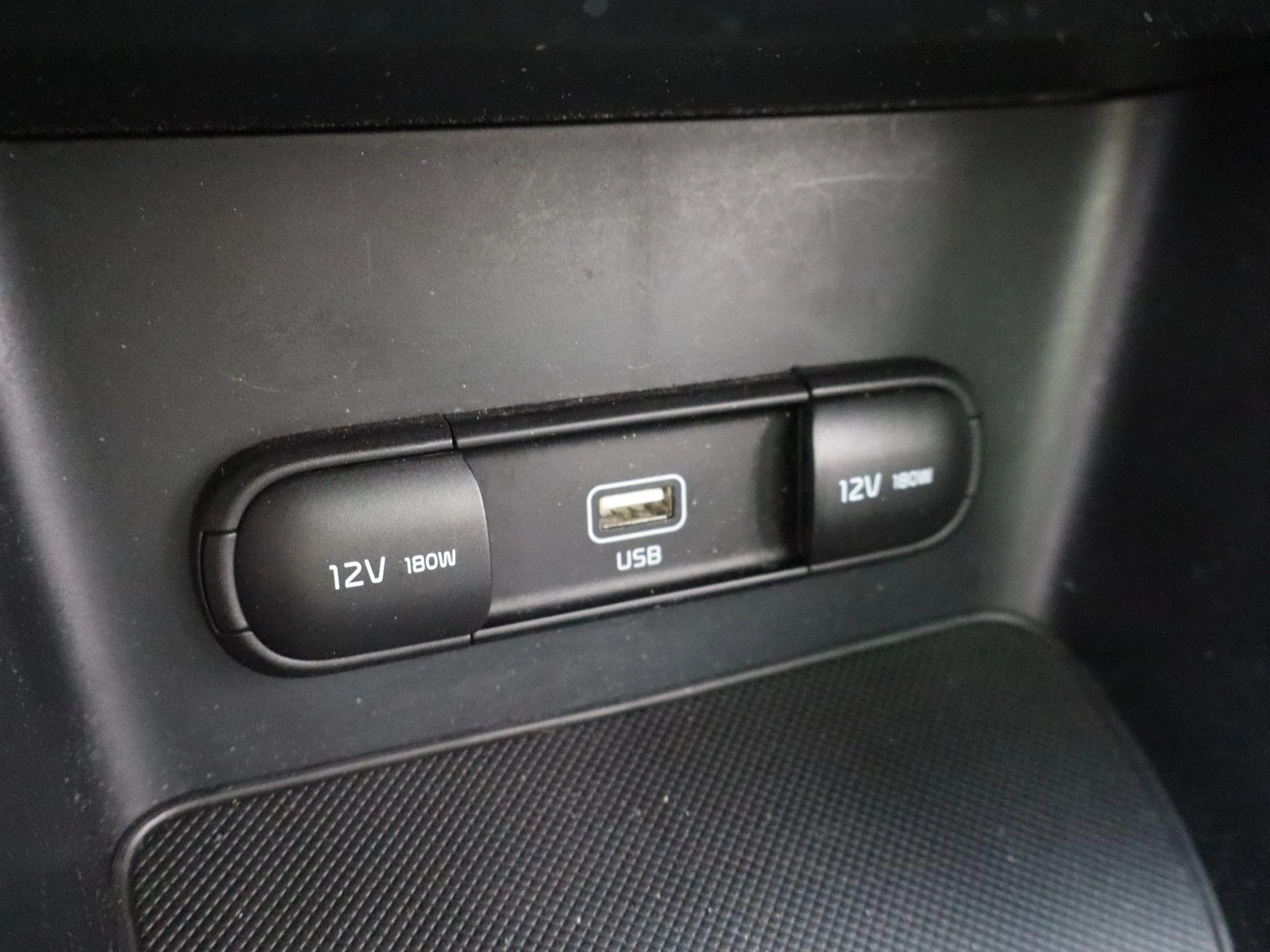 Kia-Sportage-image-23