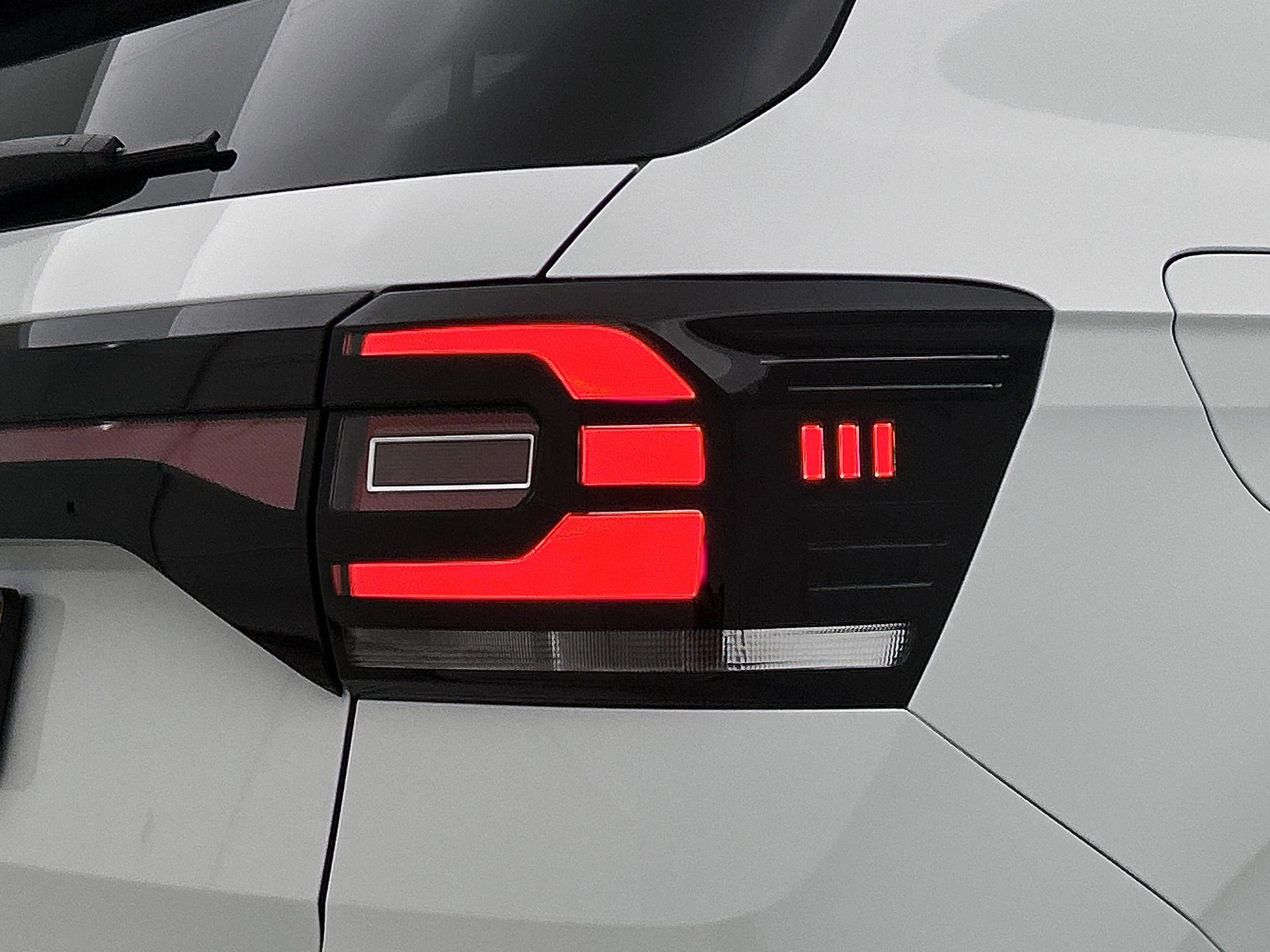 Volkswagen-T-Cross-image-23