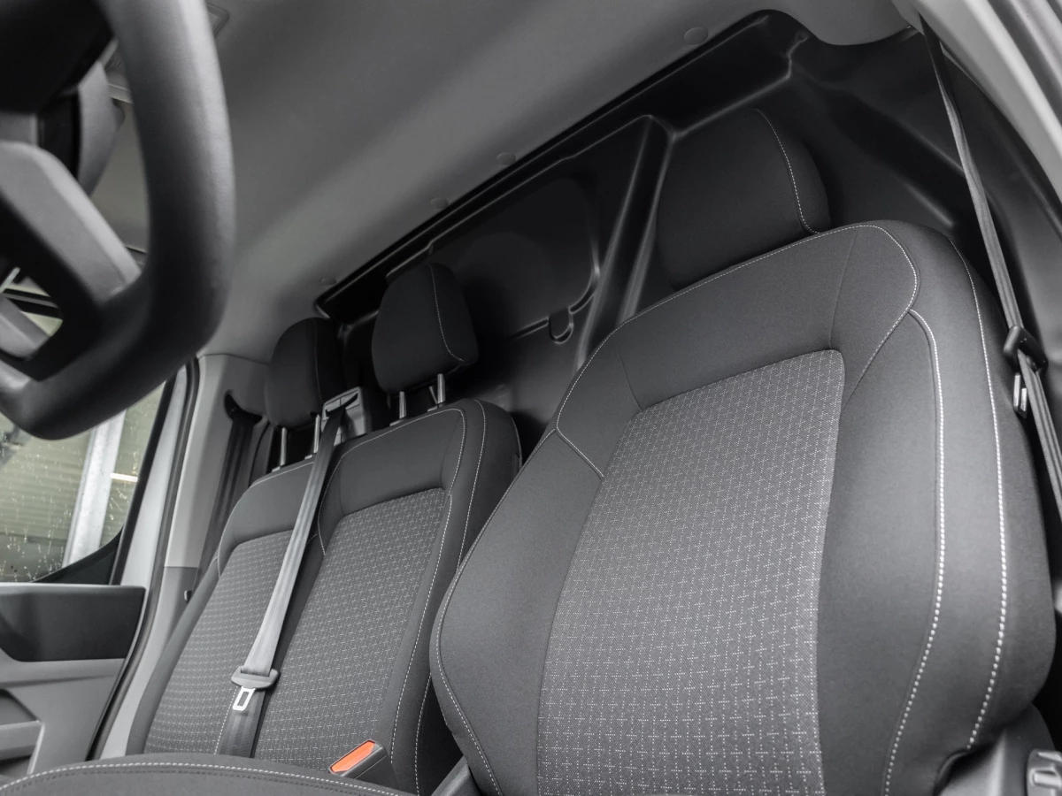 Ford-Transit Custom-image-8