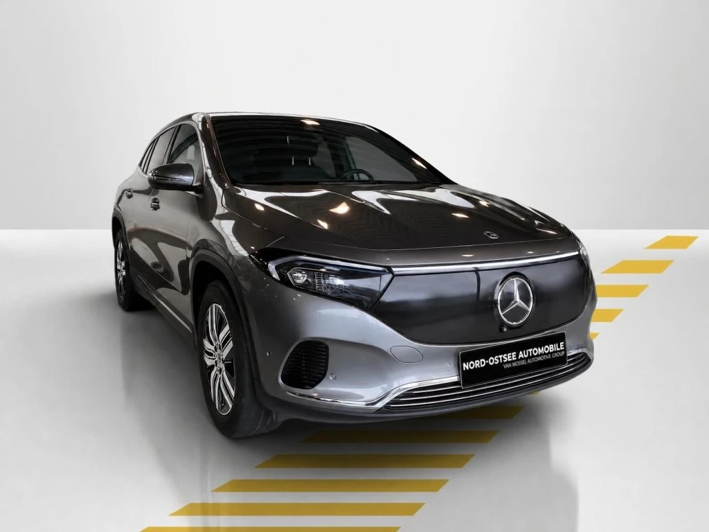 Mercedes-Benz-EQA 250-image-17