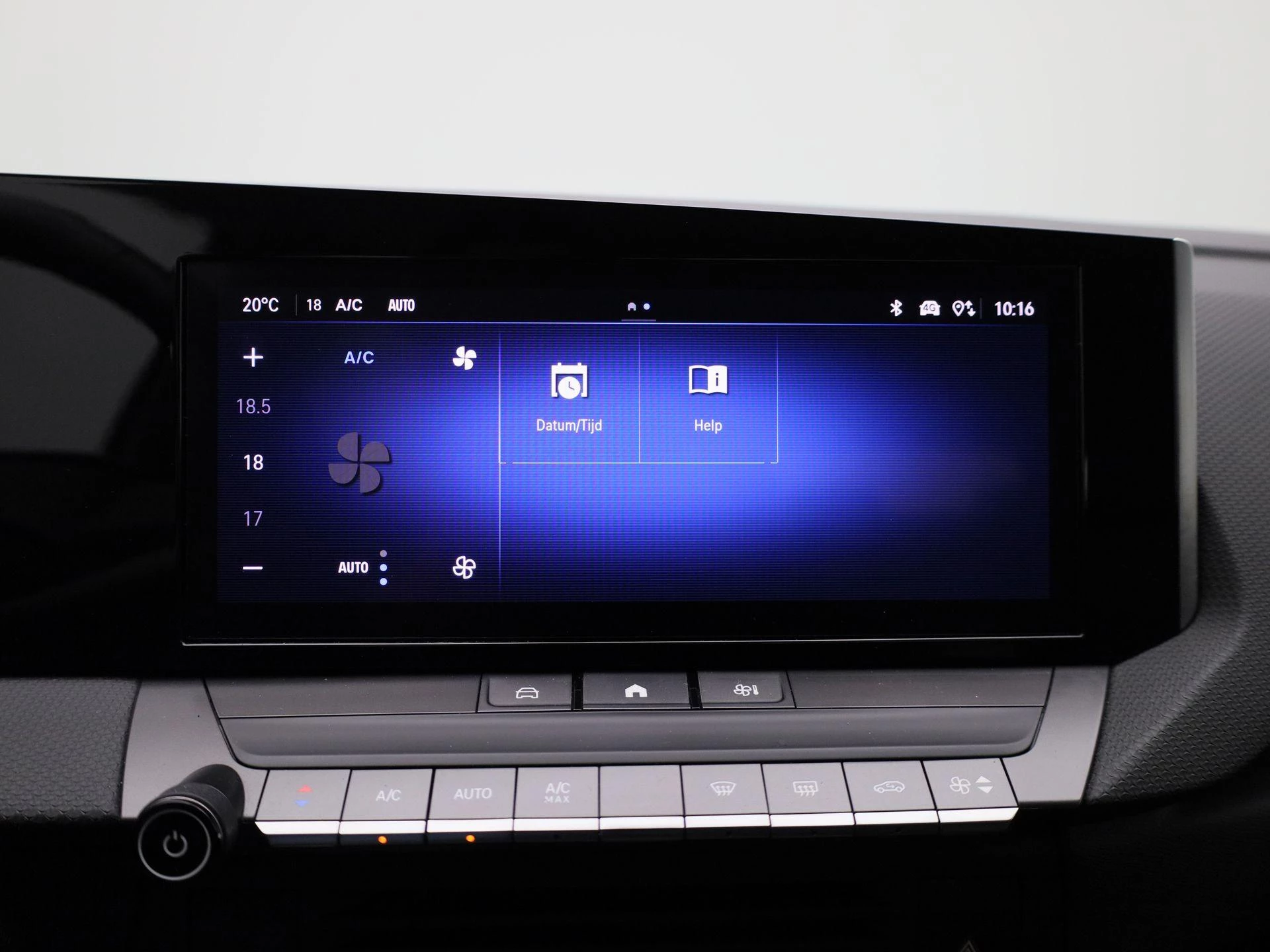 Opel-Astra-image-17