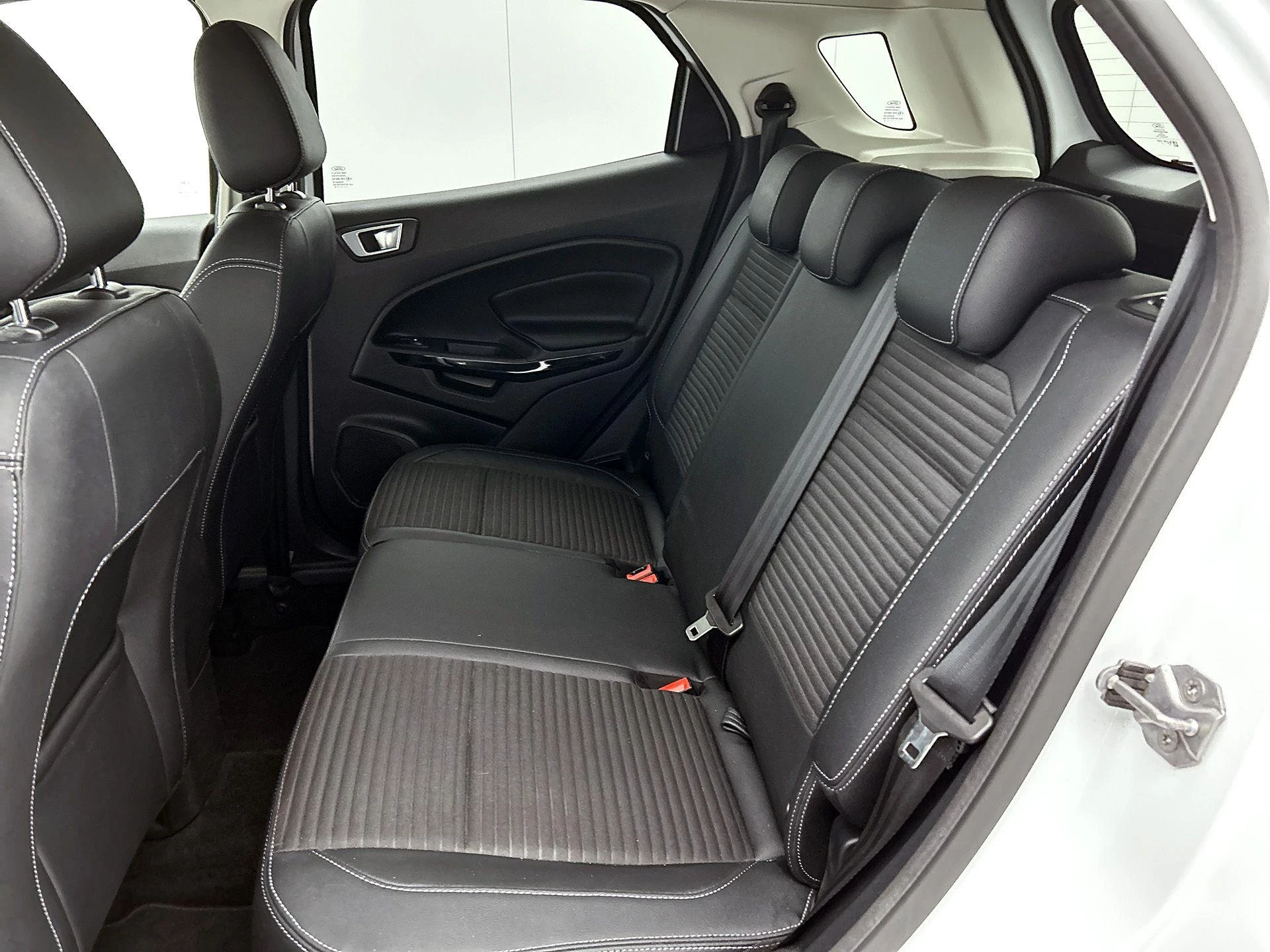 Ford-EcoSport-image-10
