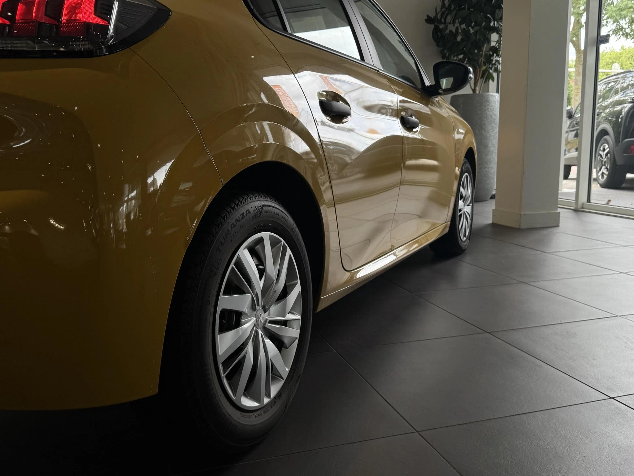 Peugeot 208 1.2 PureTech Like