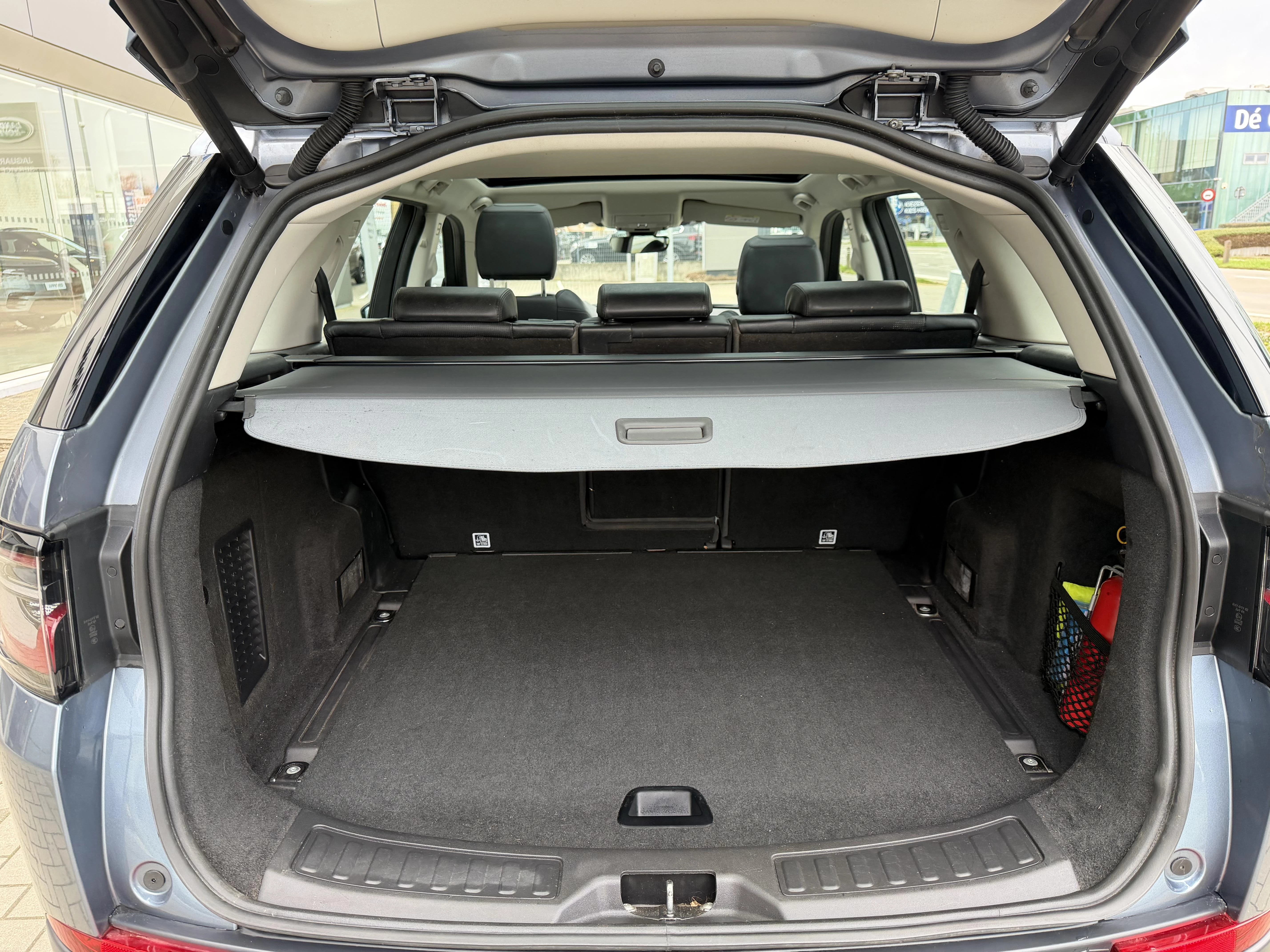 Land Rover-Discovery Sport-image-7