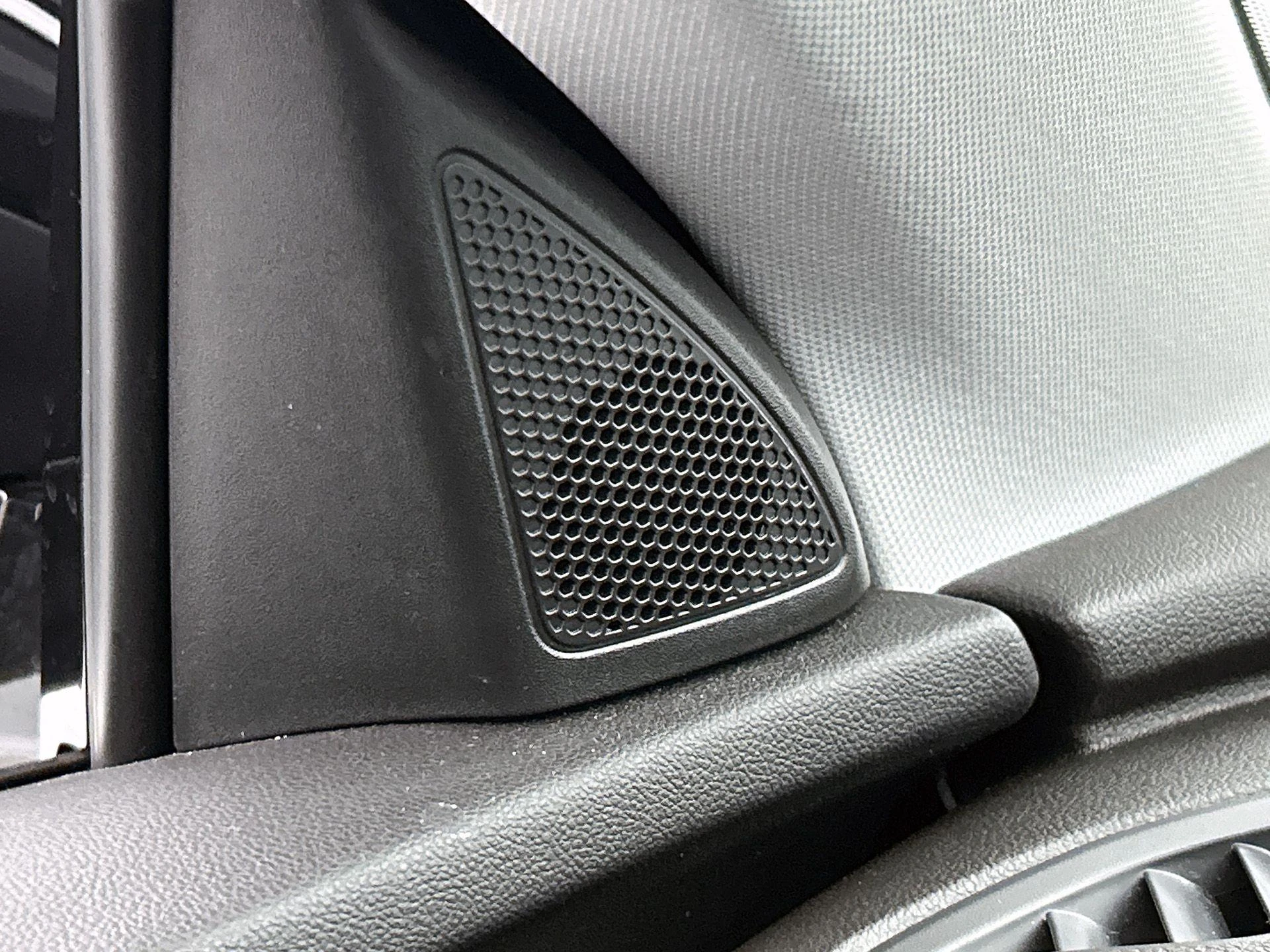 Opel-Grandland X-image-13