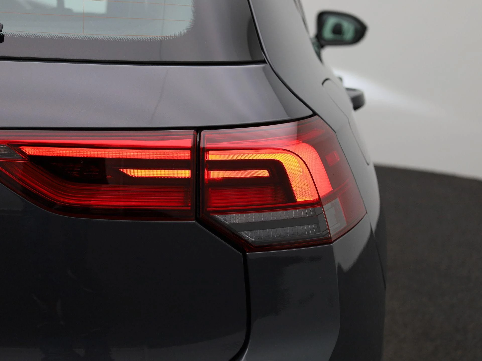 Volkswagen-Golf-image-36