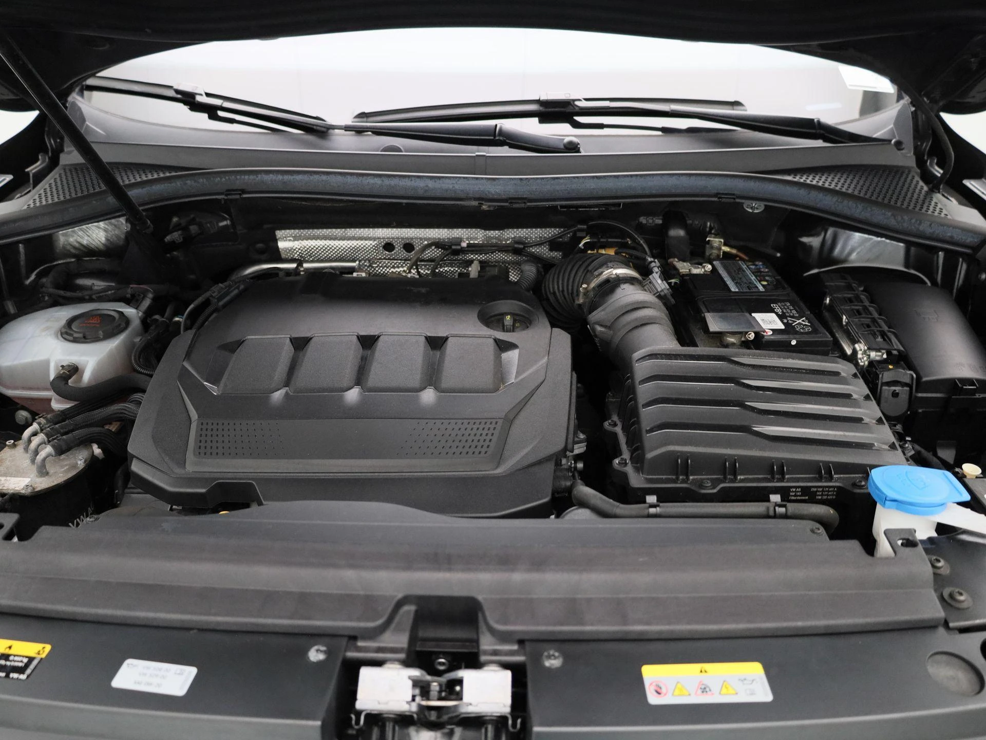 Volkswagen-Tiguan-image-34