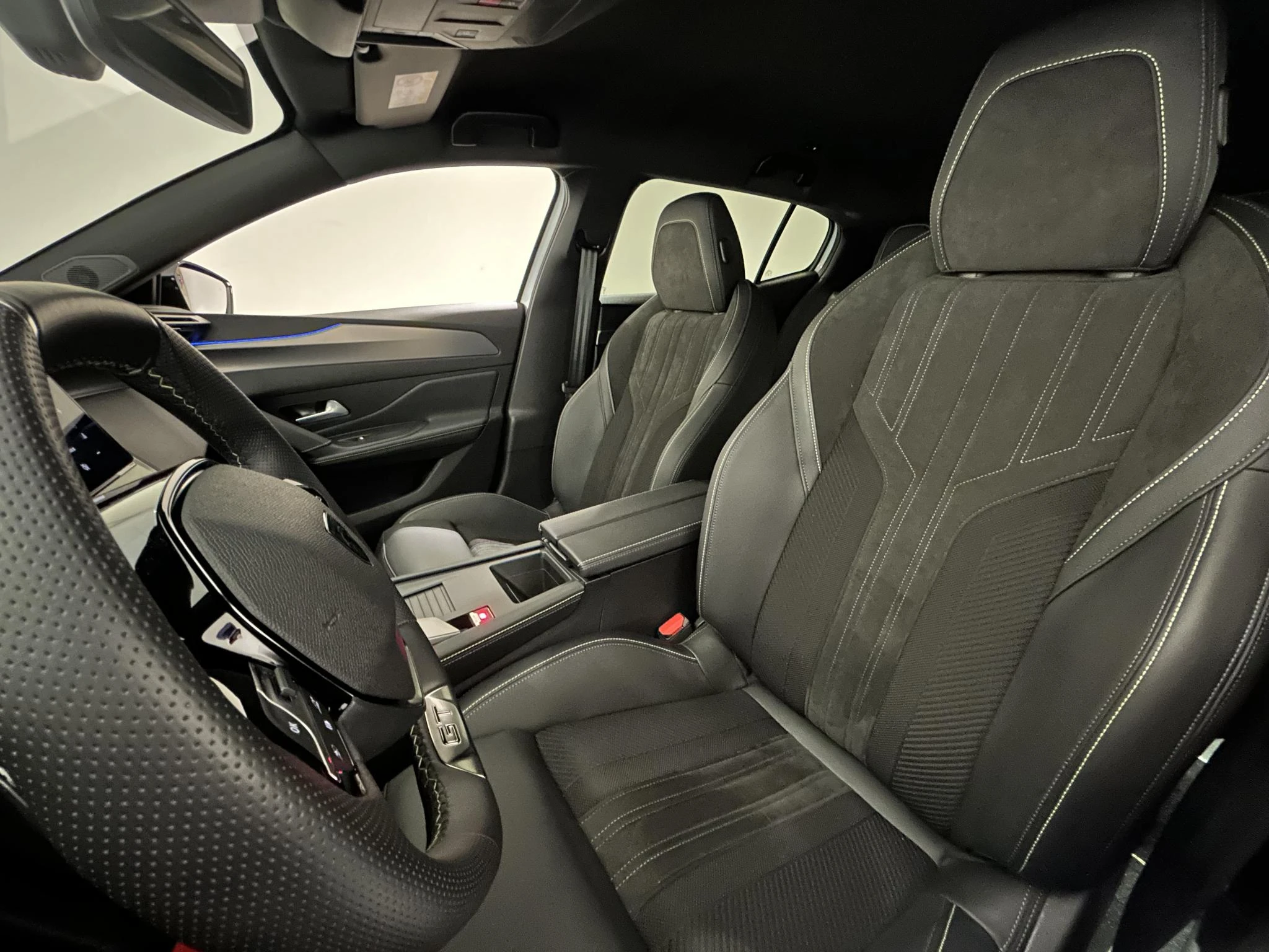 Peugeot-408-image-20