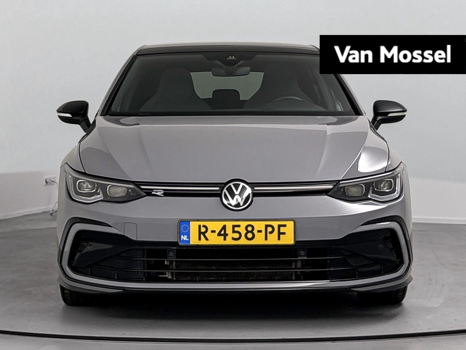 Volkswagen-Golf-image-0