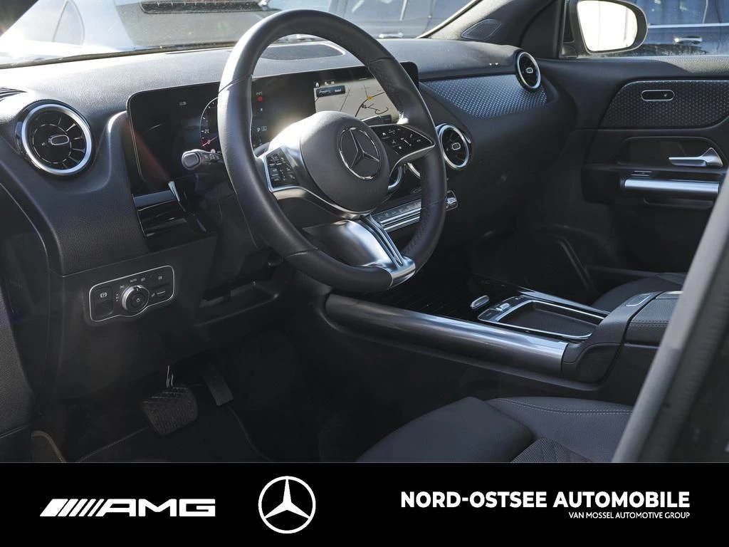 Mercedes-Benz GLA 200 d PROGRESSIVE AHK DISTRONIC SHZ KAMERA Progressive
