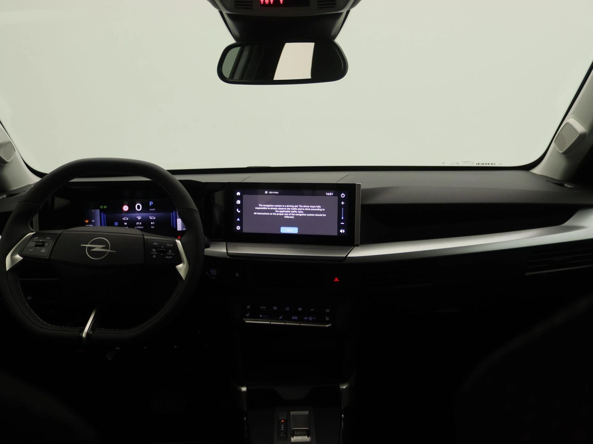 Opel-Frontera-image-6