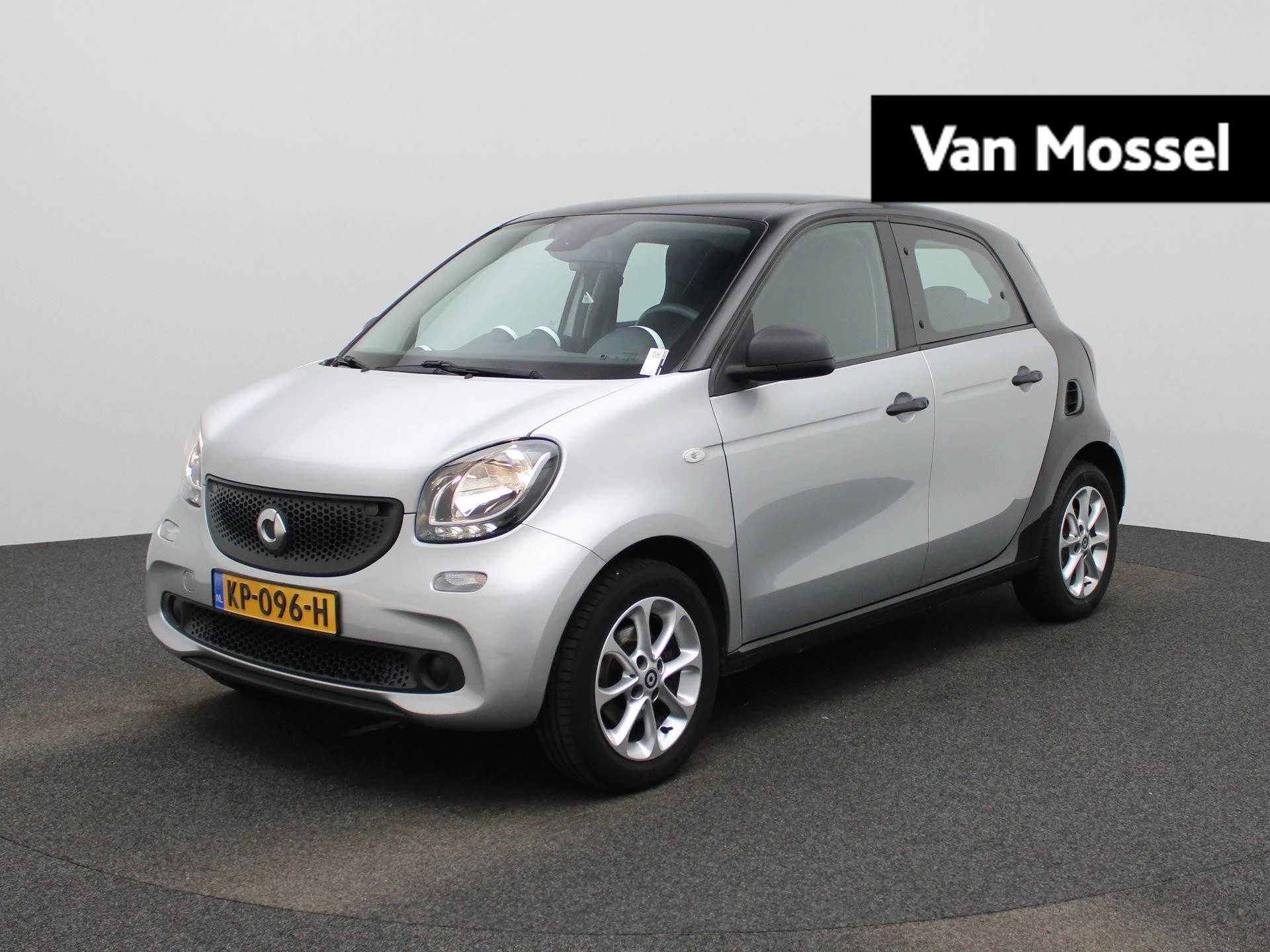 smart-Forfour-image-0