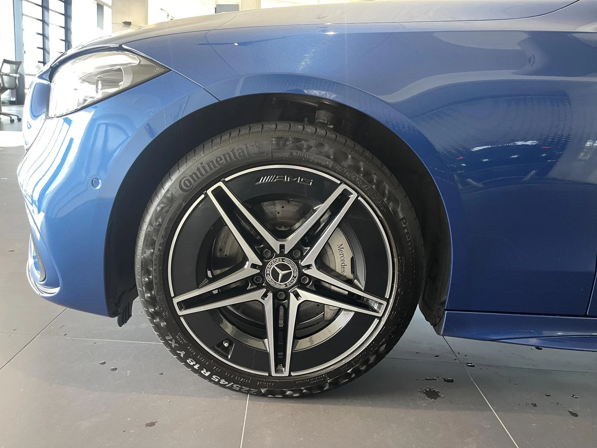 Mercedes-Benz-C-Klasse-image-7