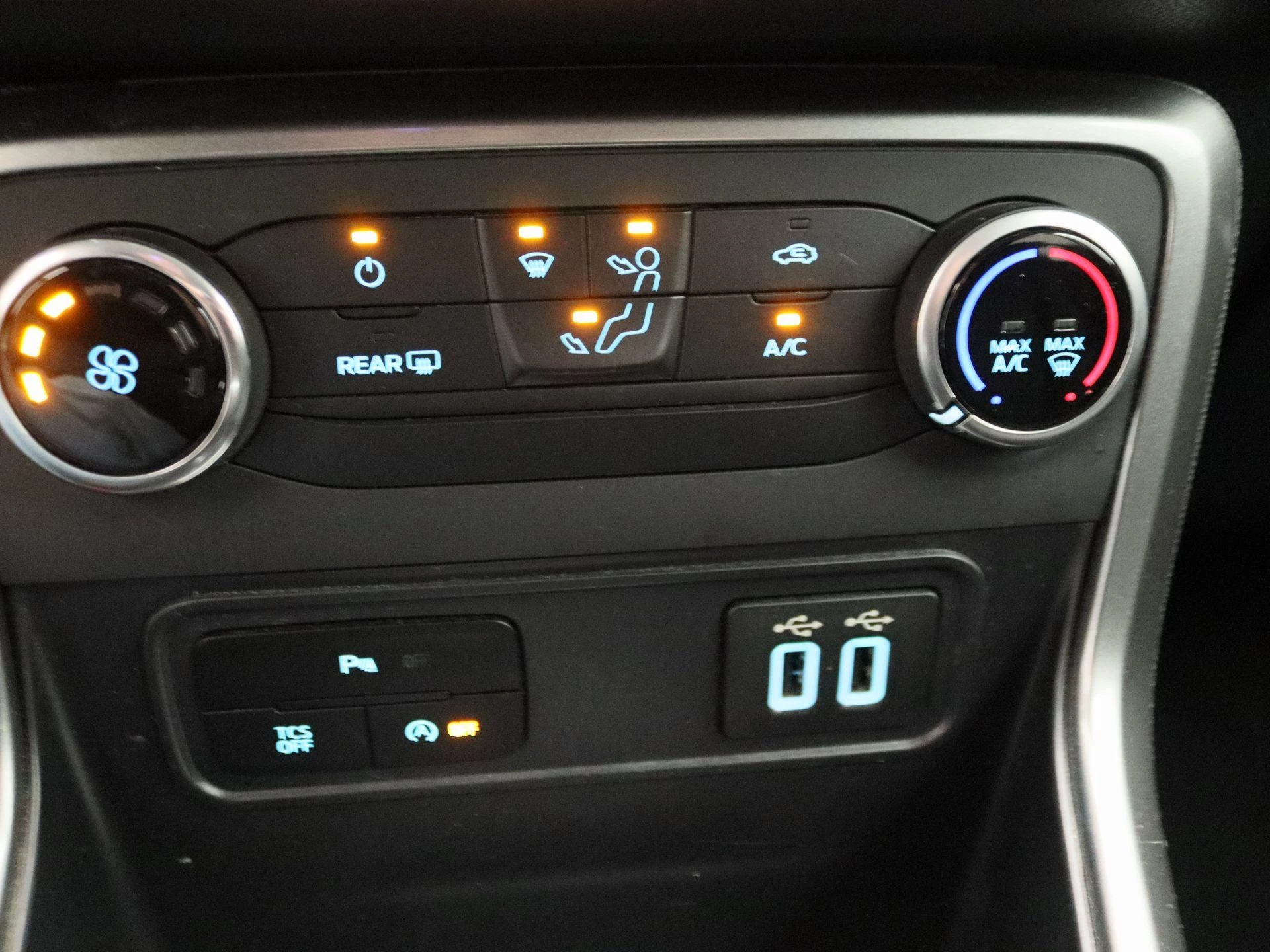 Ford-EcoSport-image-16