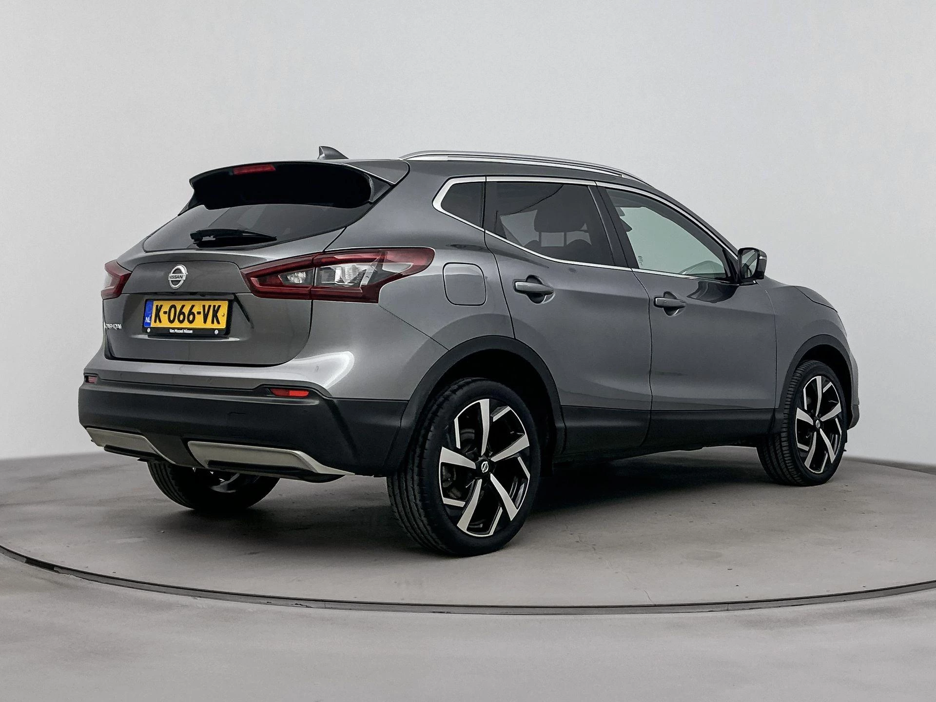 Nissan-QASHQAI-image-6