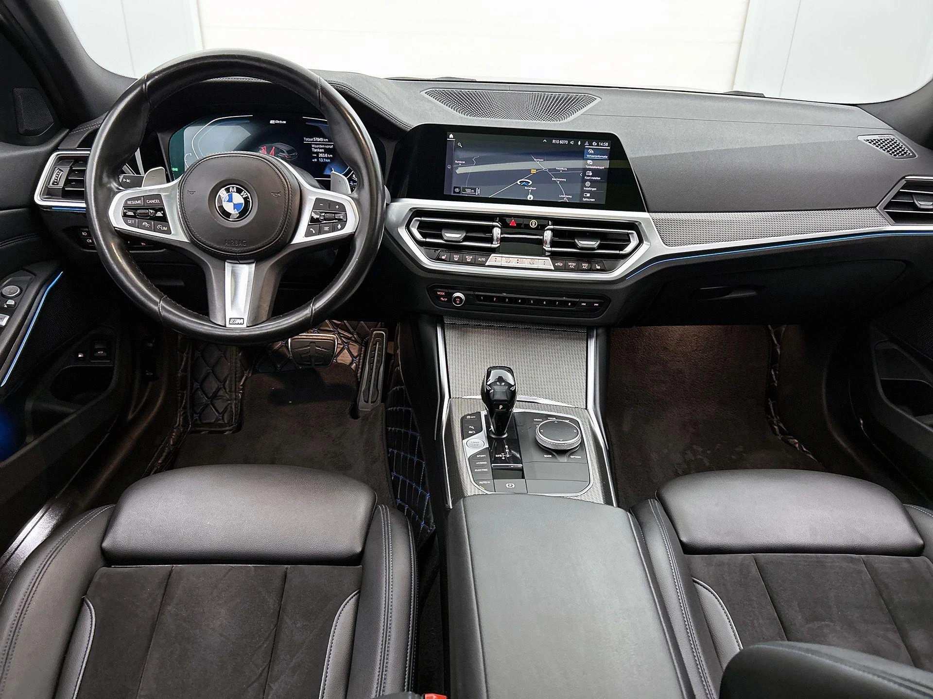 BMW 3 Serie Touring 330e High Executive
