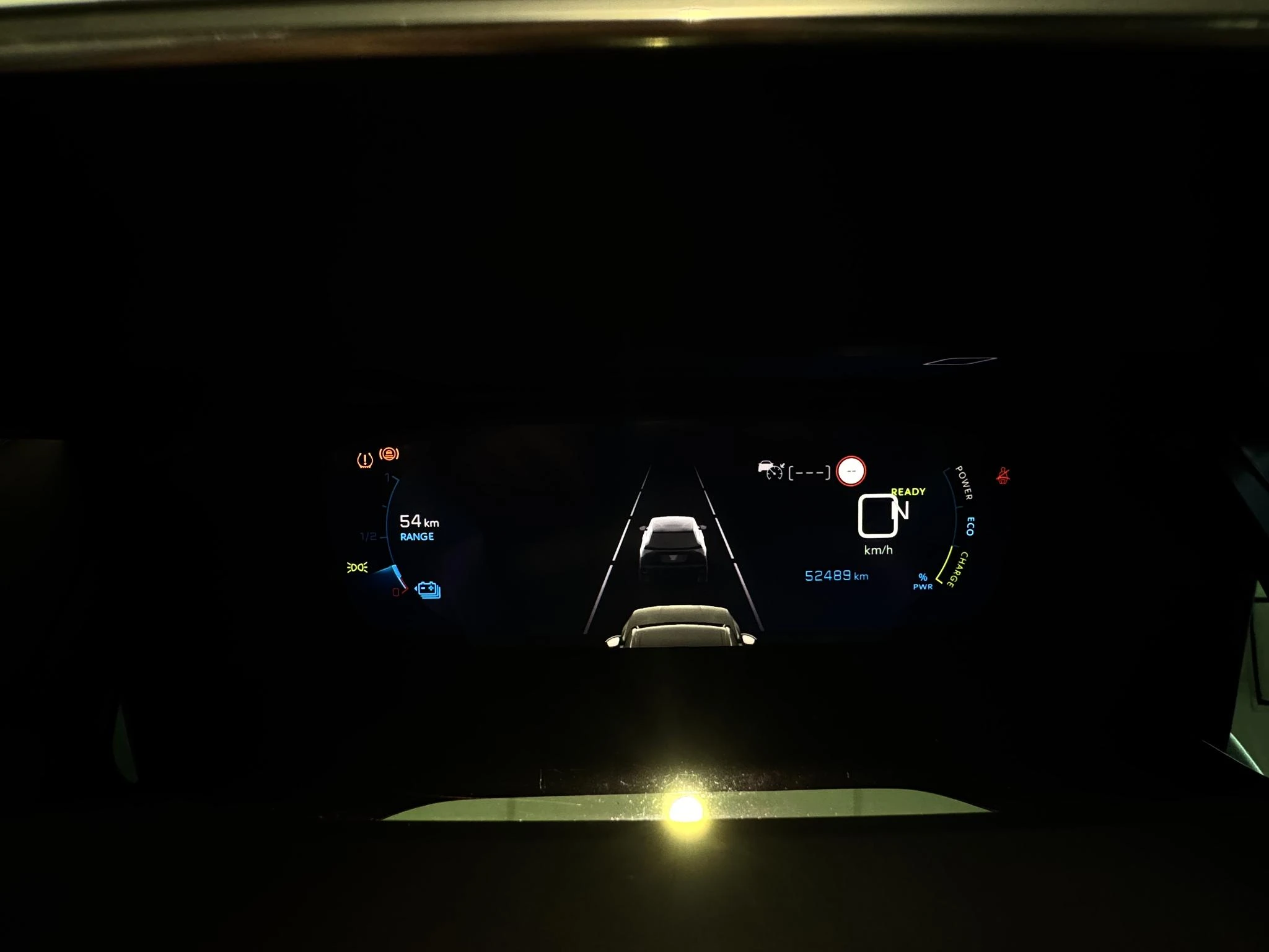 Peugeot-e-2008-image-32