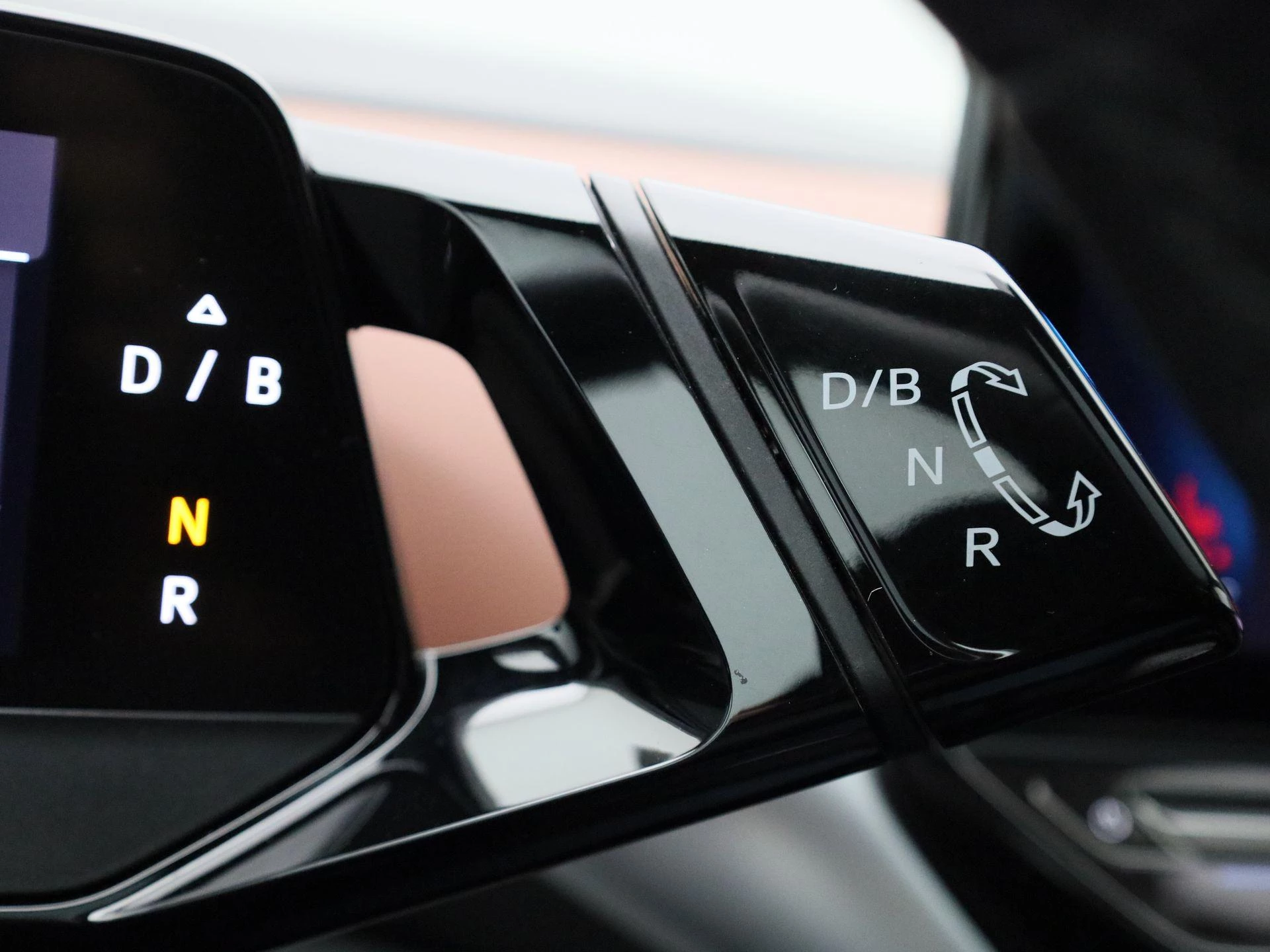 Volkswagen-ID.4-image-21