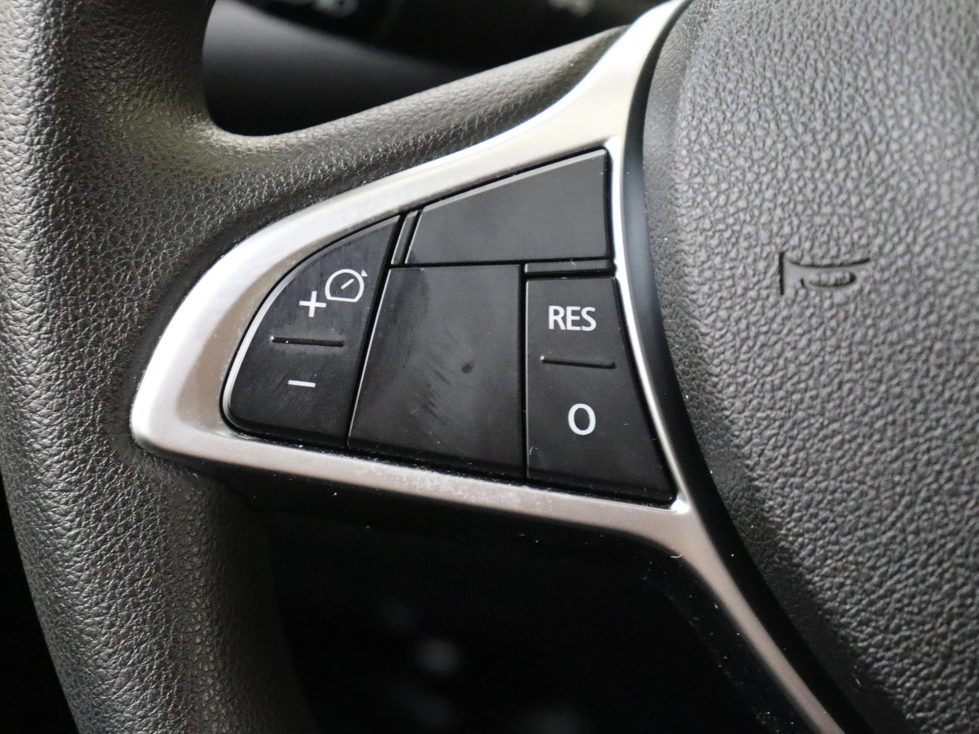 Dacia-Spring-image-16