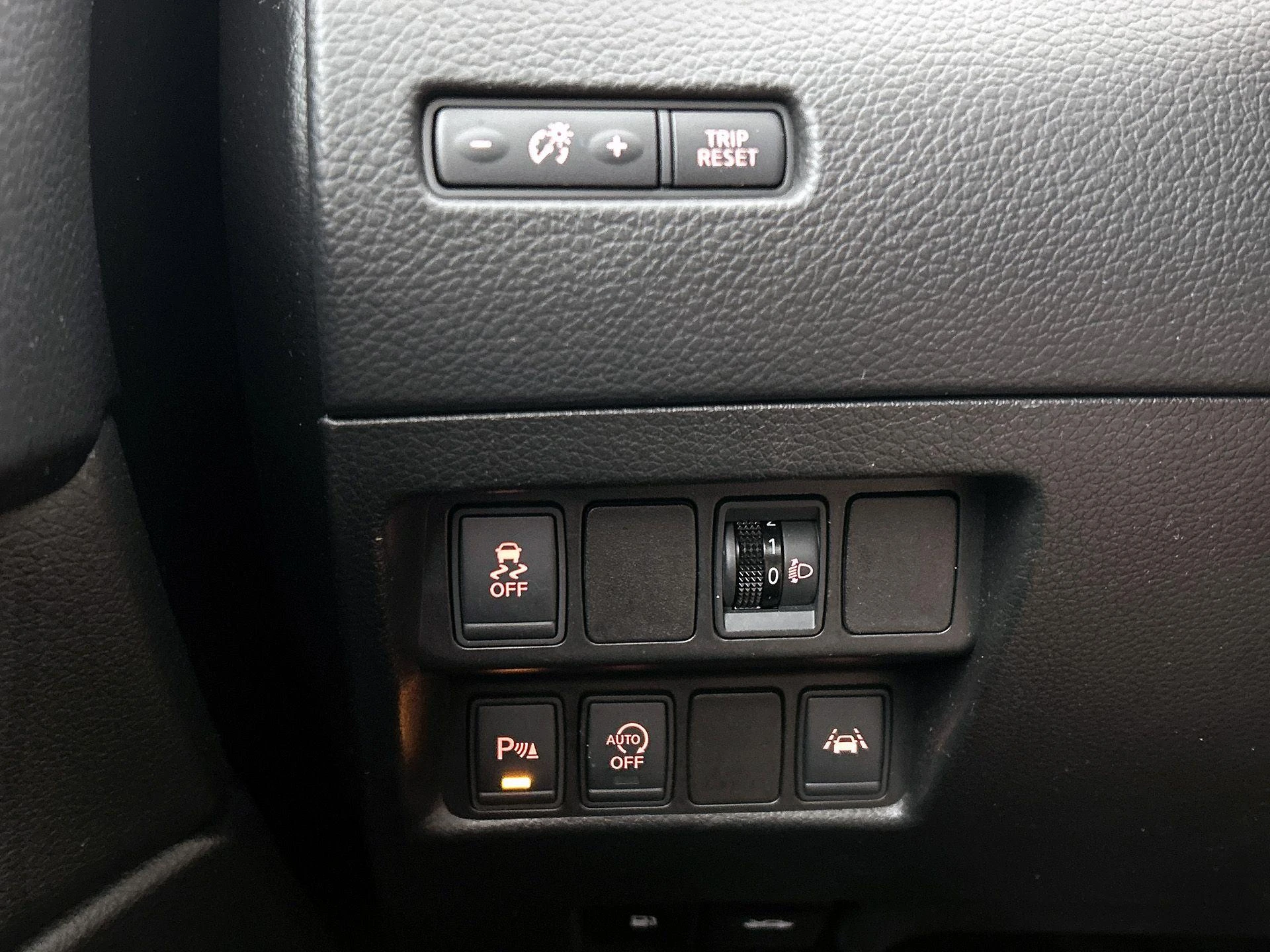 Nissan-QASHQAI-image-13