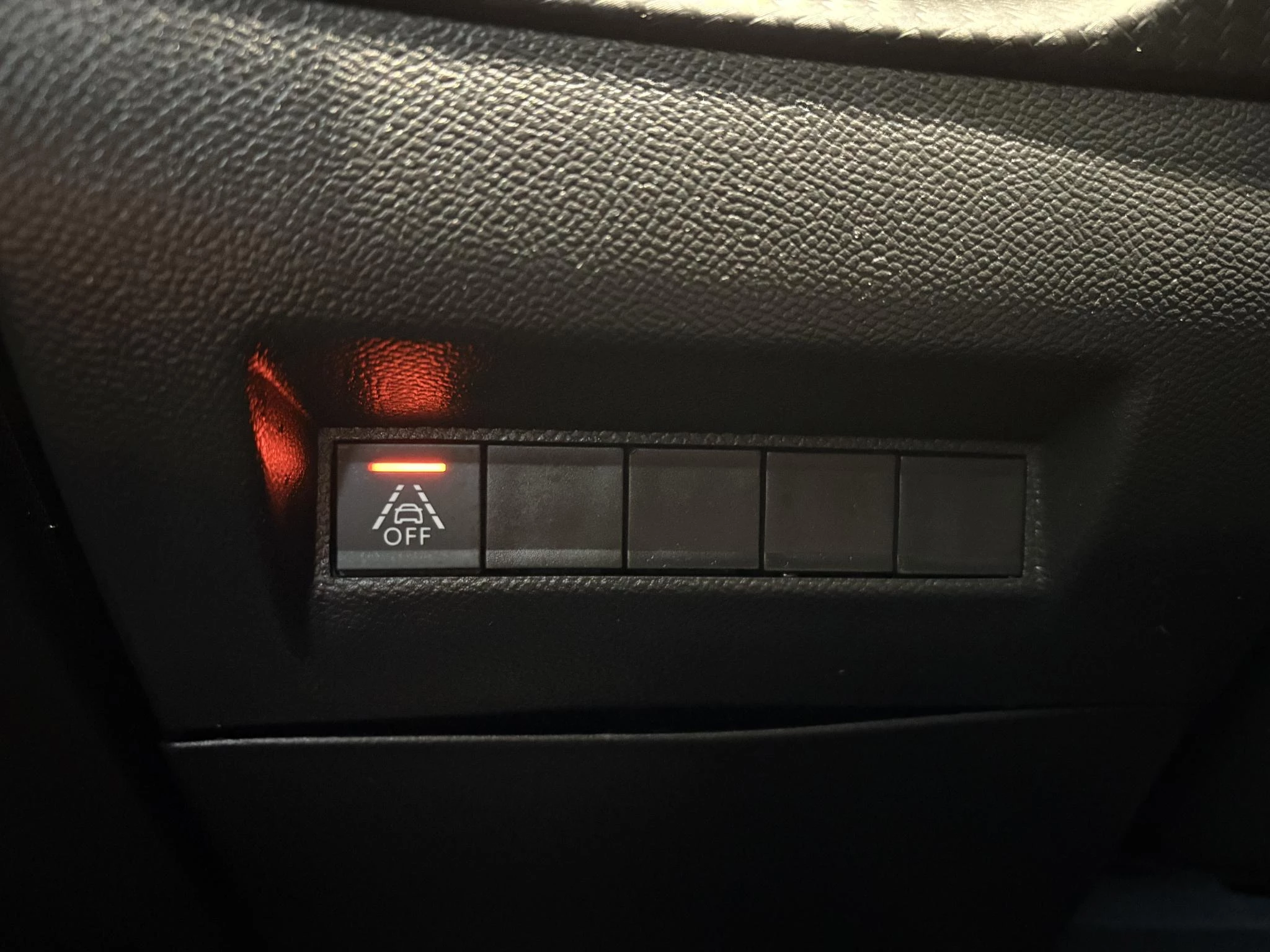 Peugeot-208-image-15