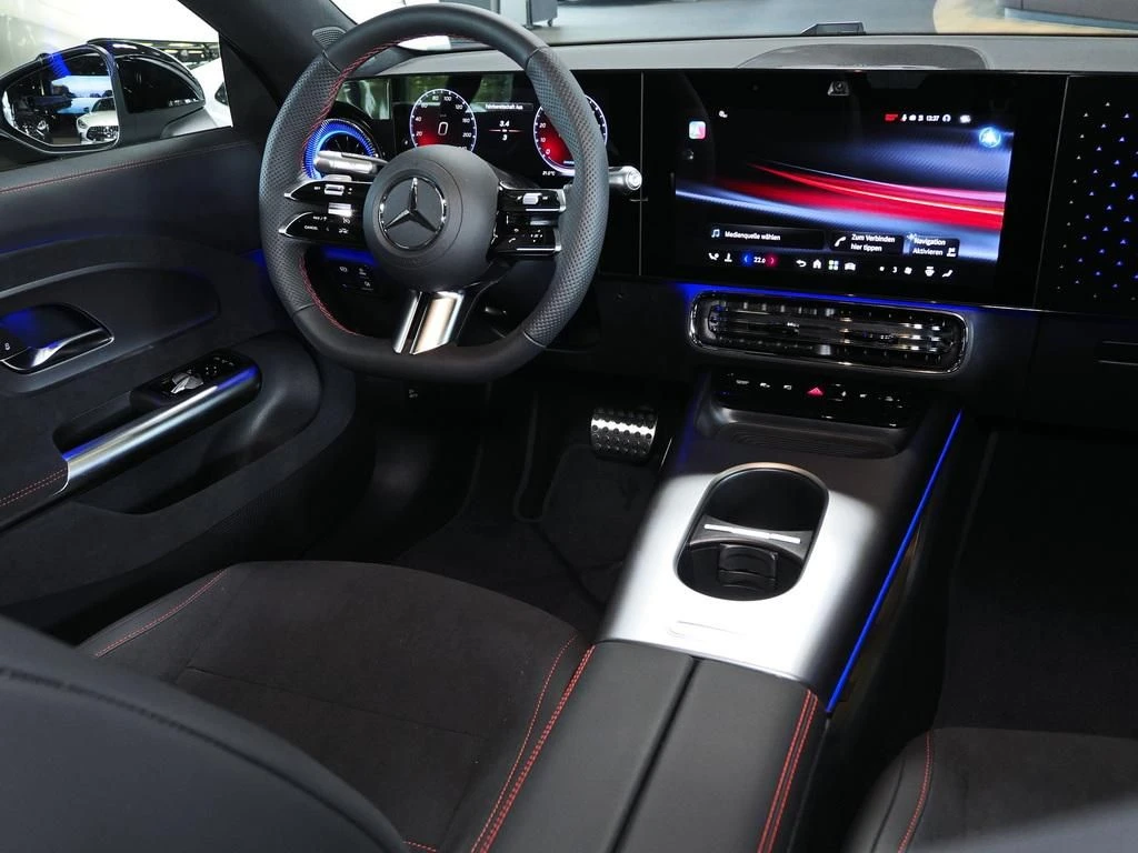Mercedes-Benz-CLA 250+-image-8