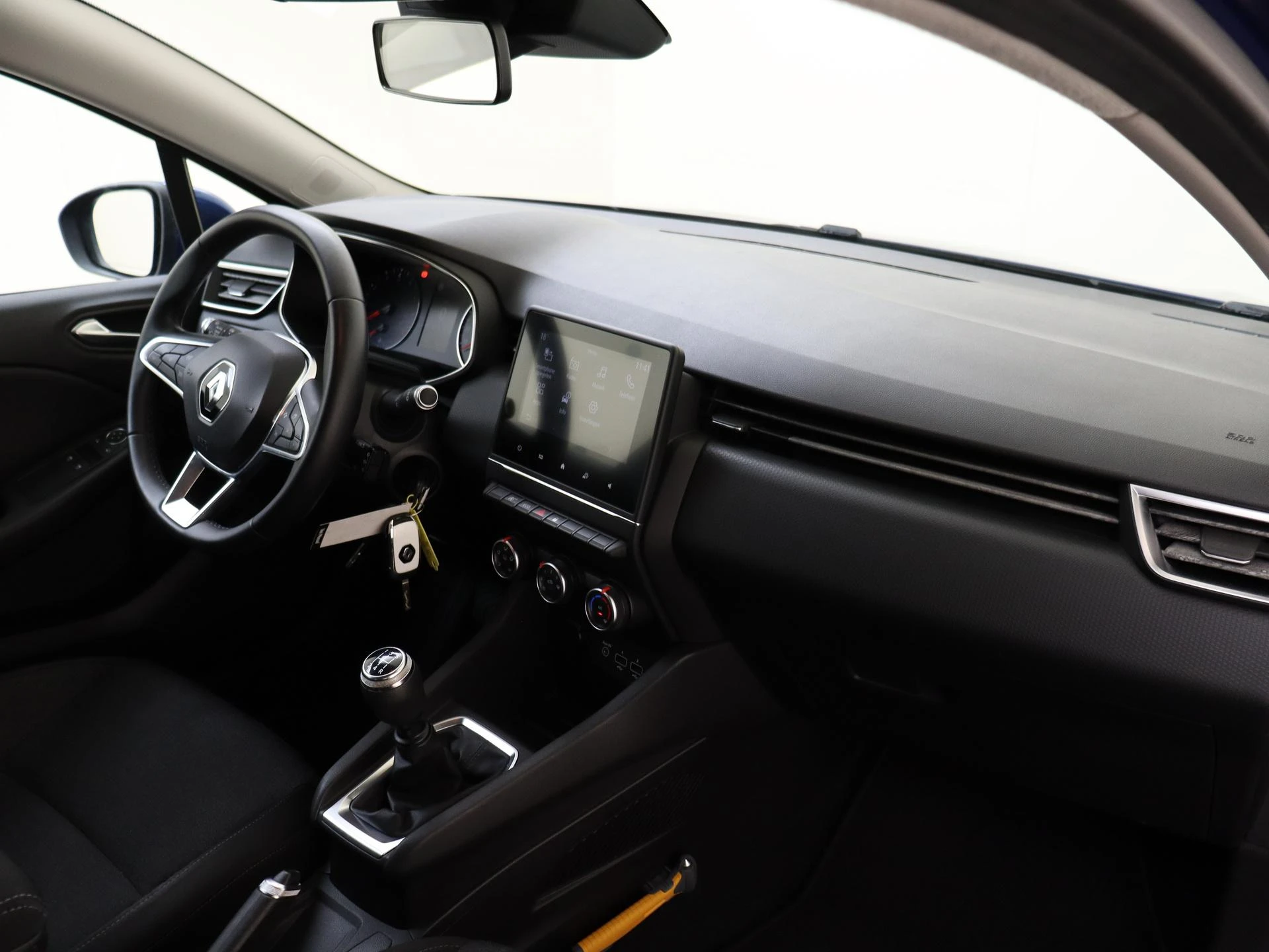 Renault-Clio-image-4