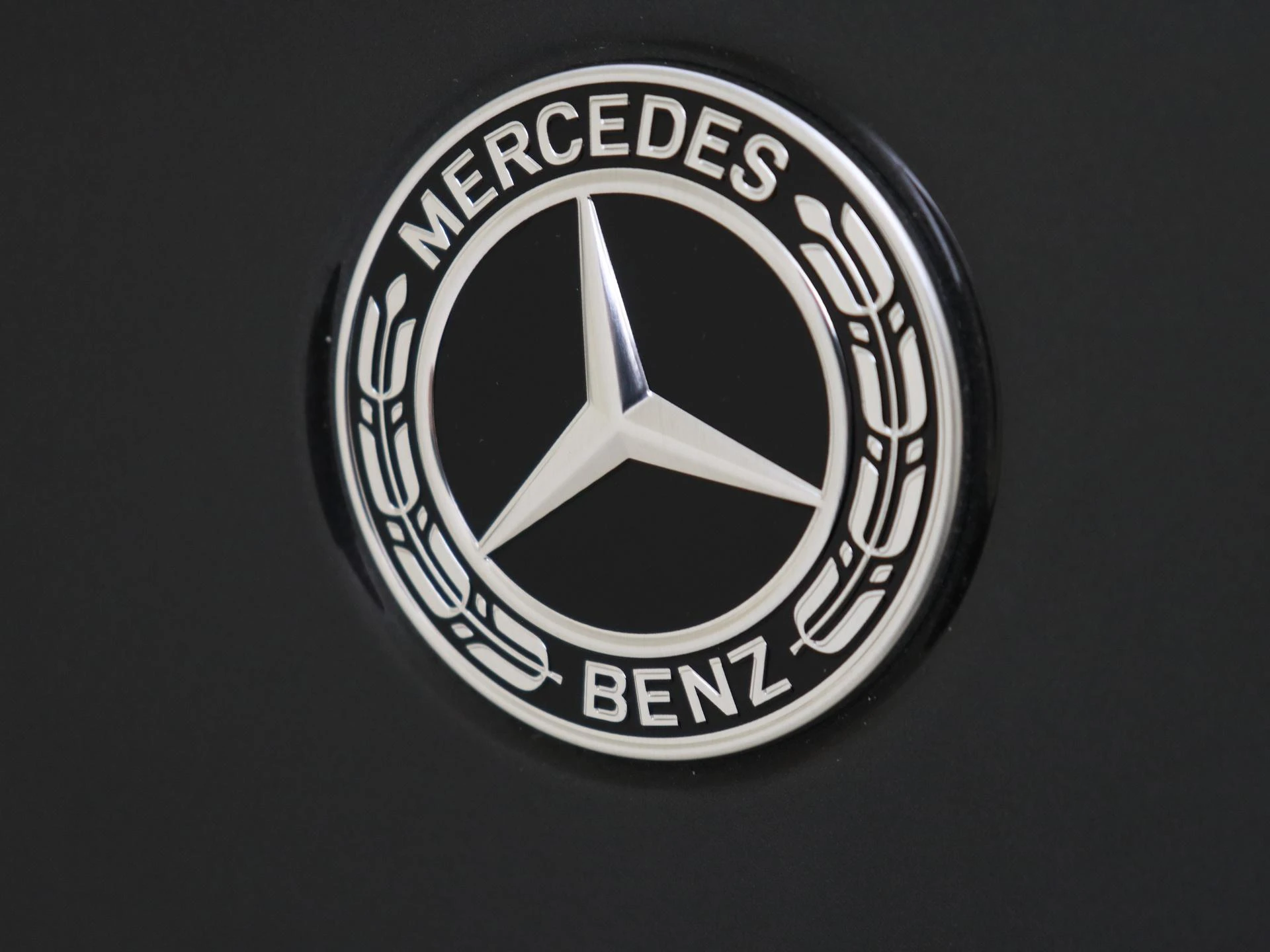 Mercedes-Benz EQE 300 Business Solution Luxury 90 kWh