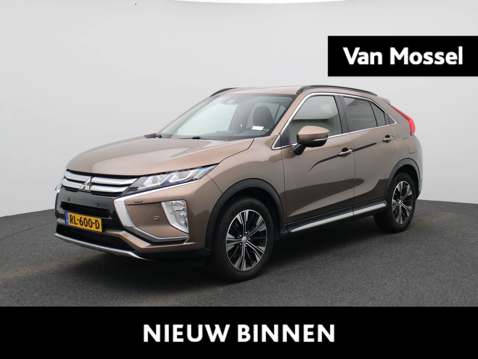 Mitsubishi-Eclipse Cross-image-0