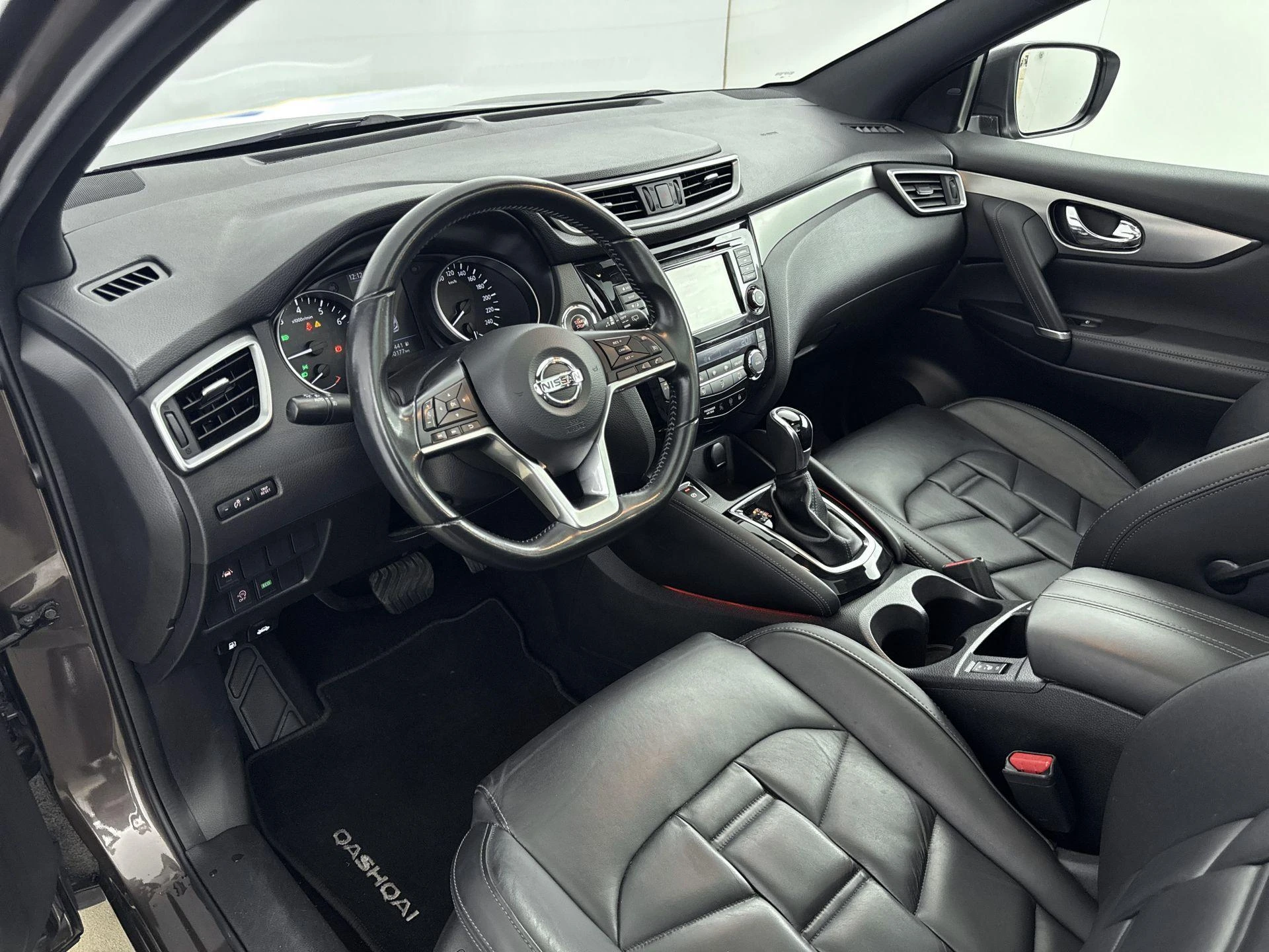 Nissan-QASHQAI-image-16