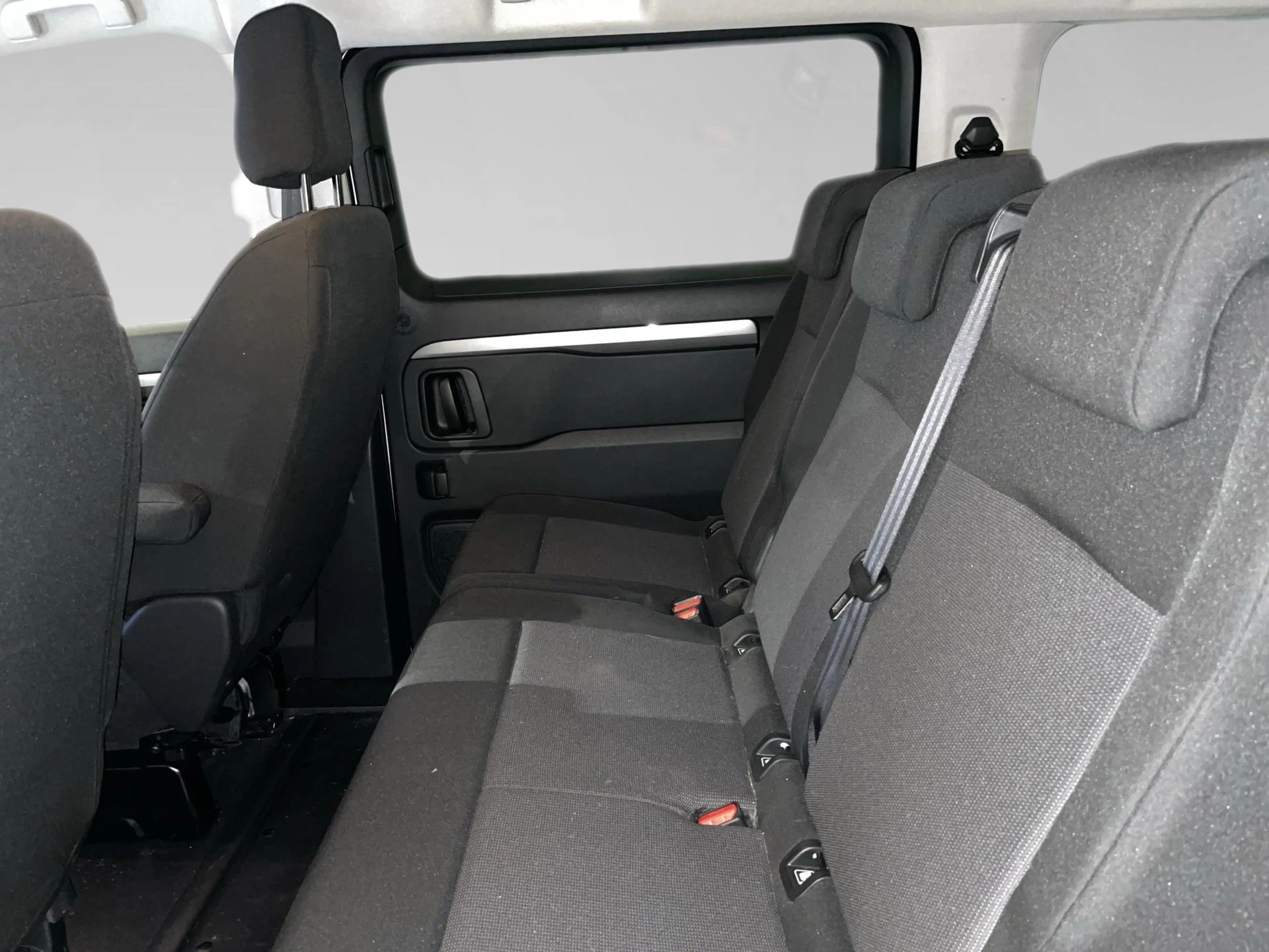 Opel-Zafira Life-image-10