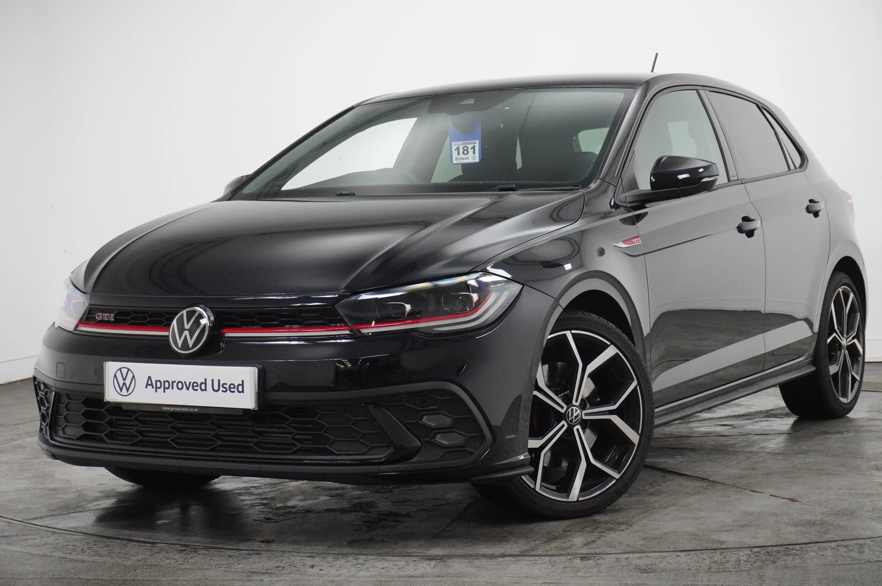 Volkswagen-Polo-image-44