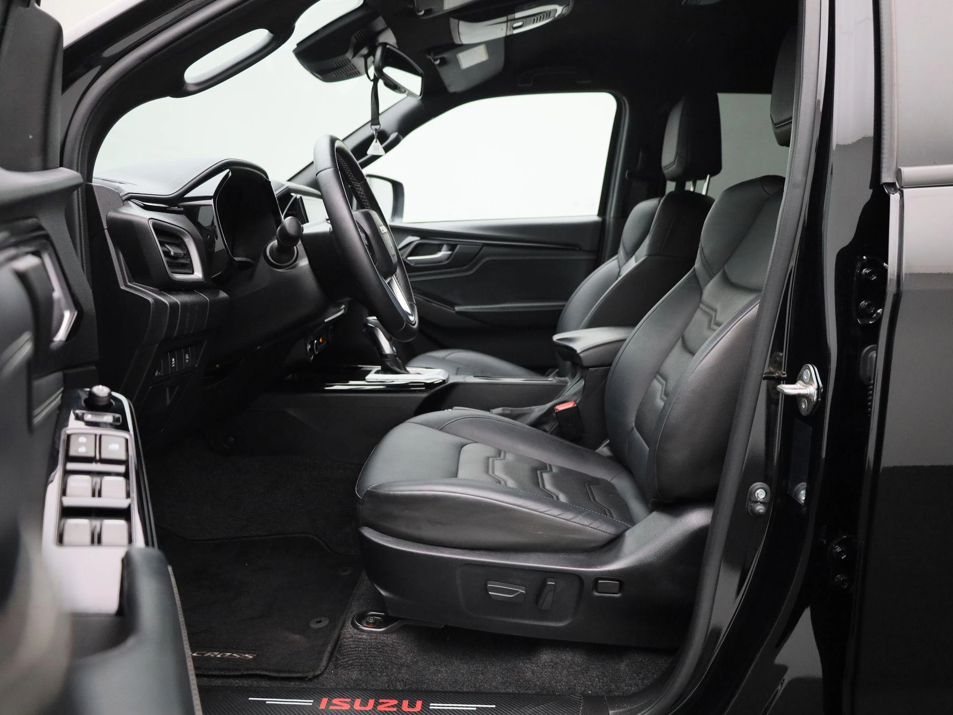 Isuzu-D-Max-image-10