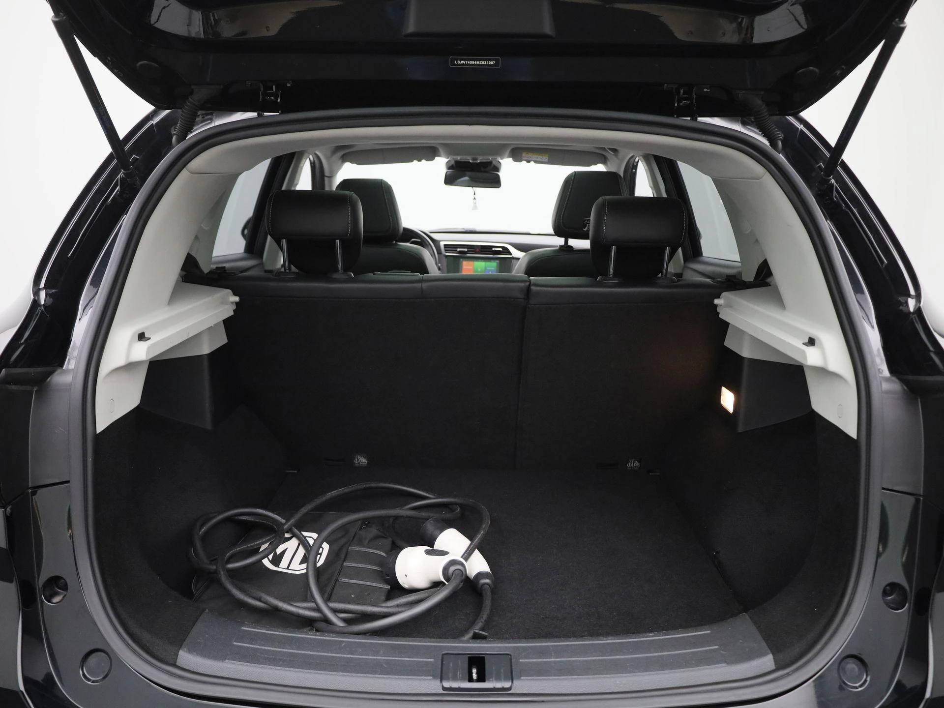 MG-ZS EV-image-13