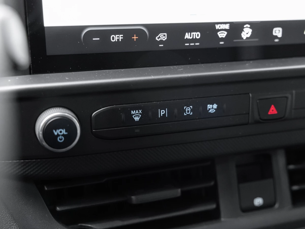 Ford-Transit Custom-image-13