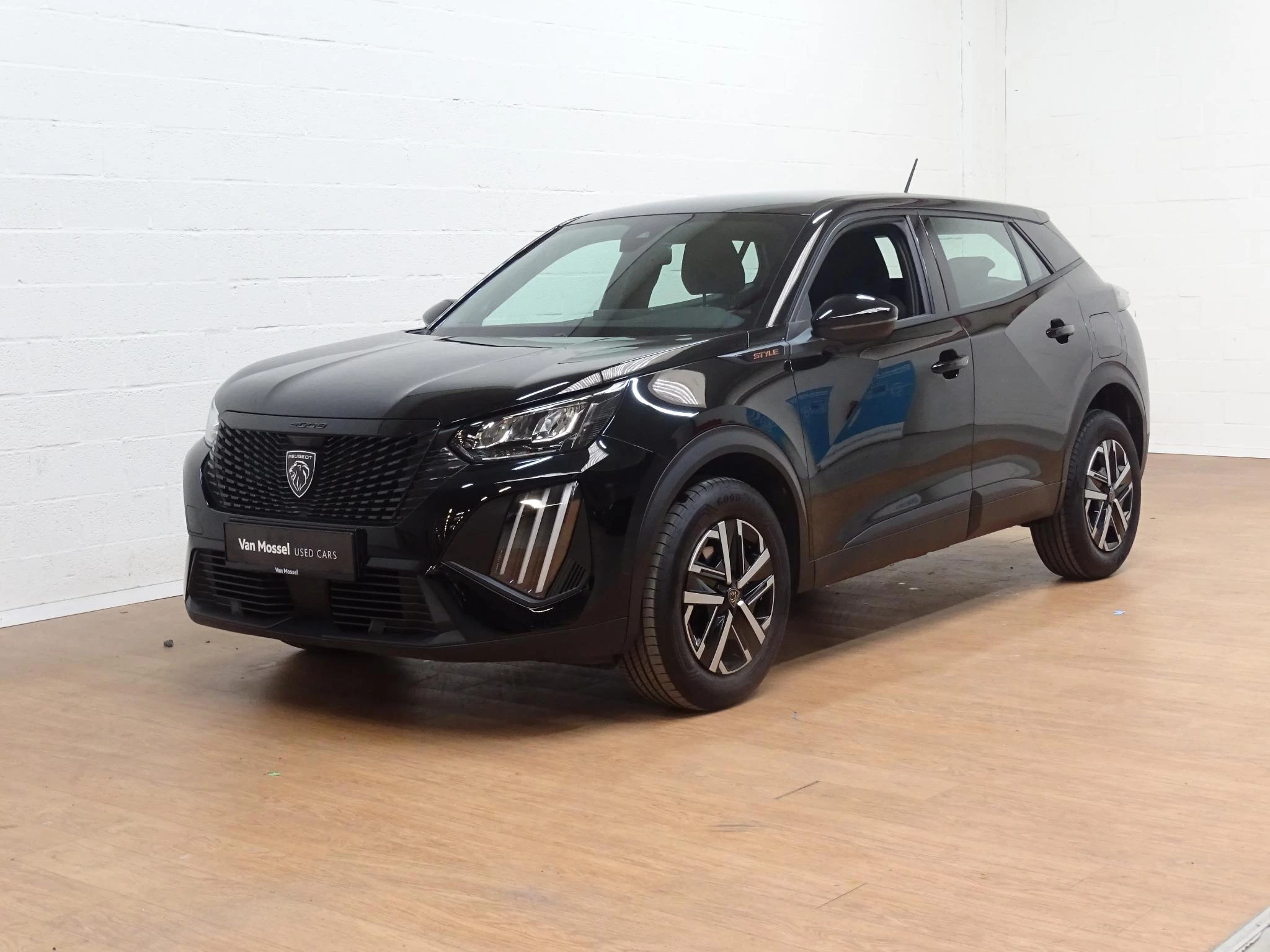 Peugeot 2008 1.2T Style