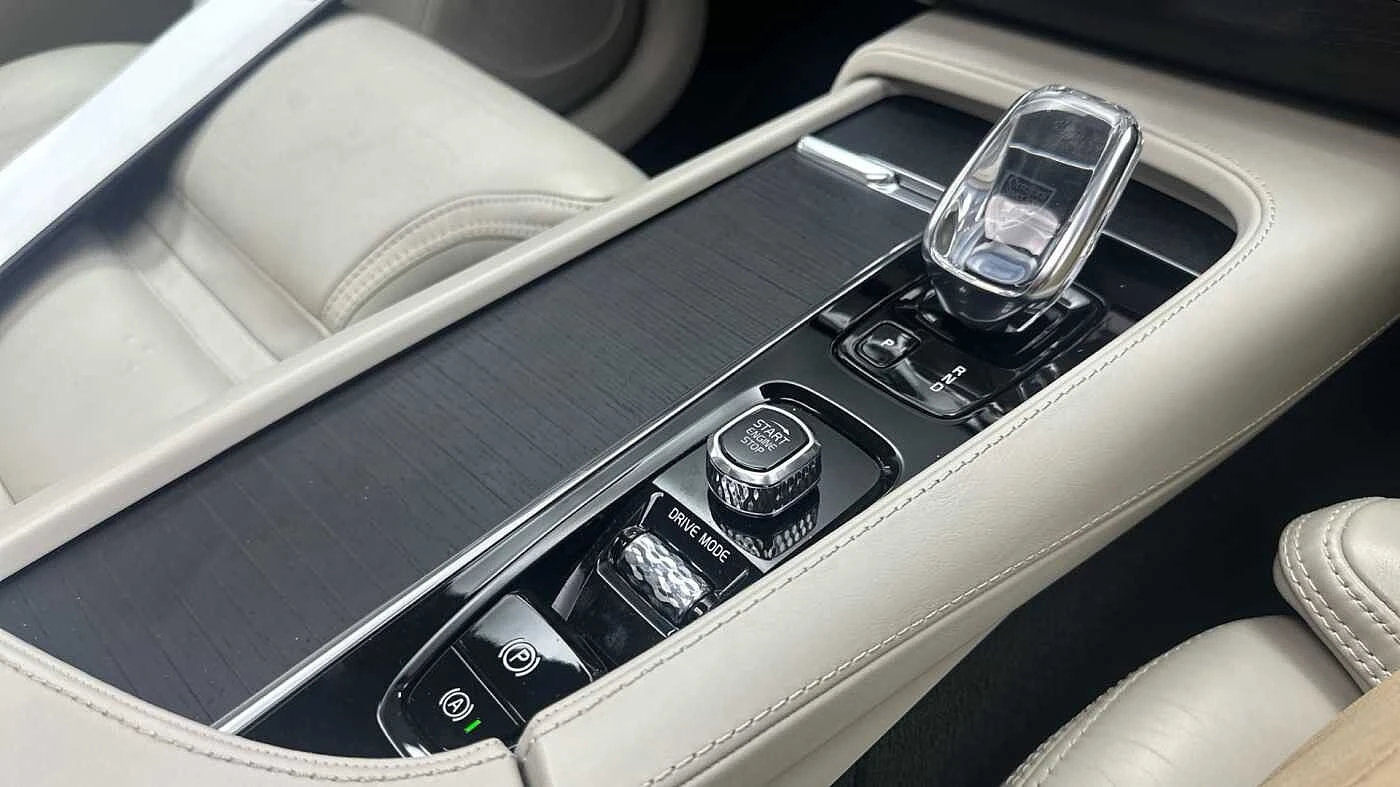 Volvo-XC90-image-44