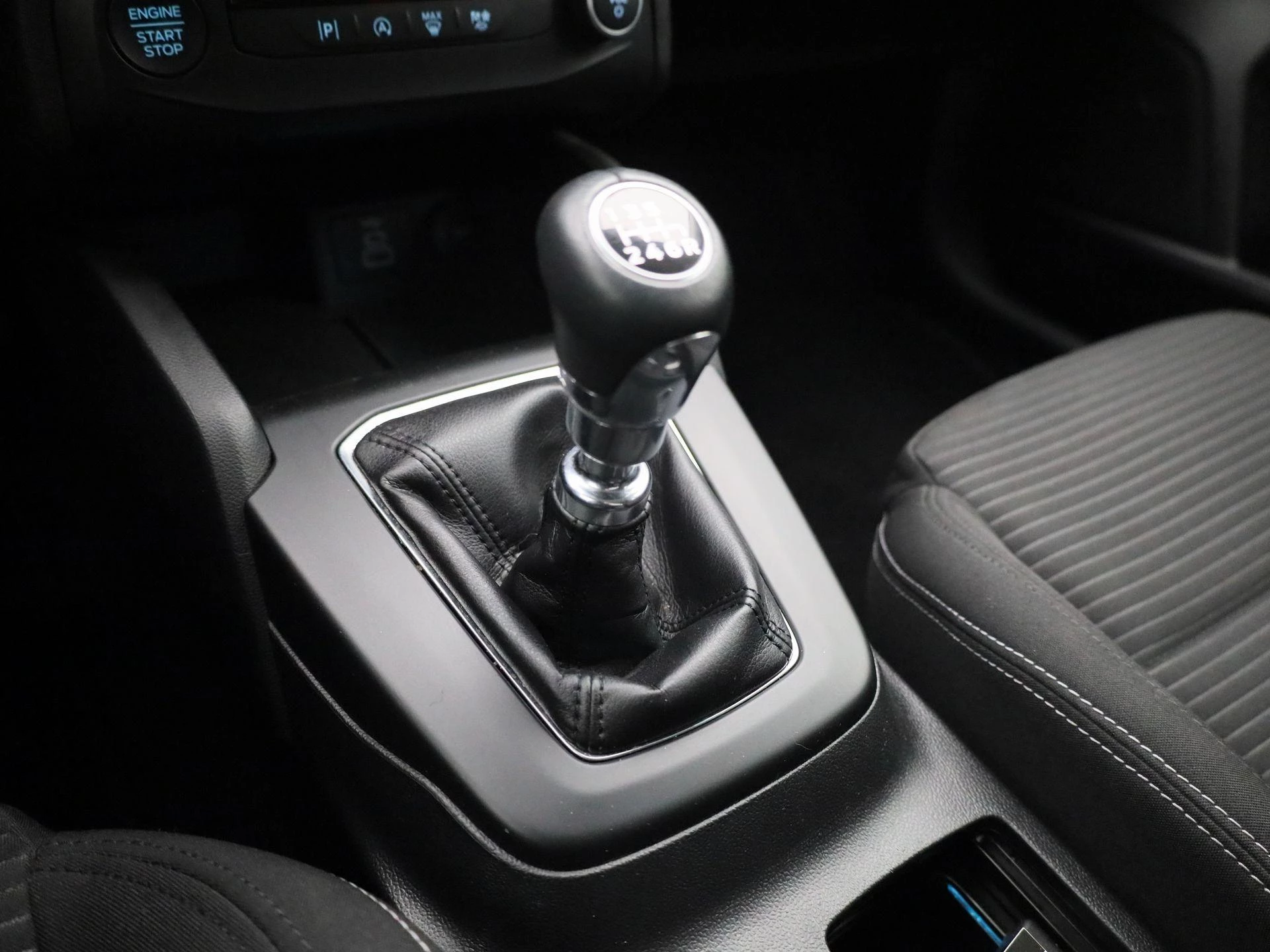 Ford Focus 1.0 EcoBoost Hybrid Titanium