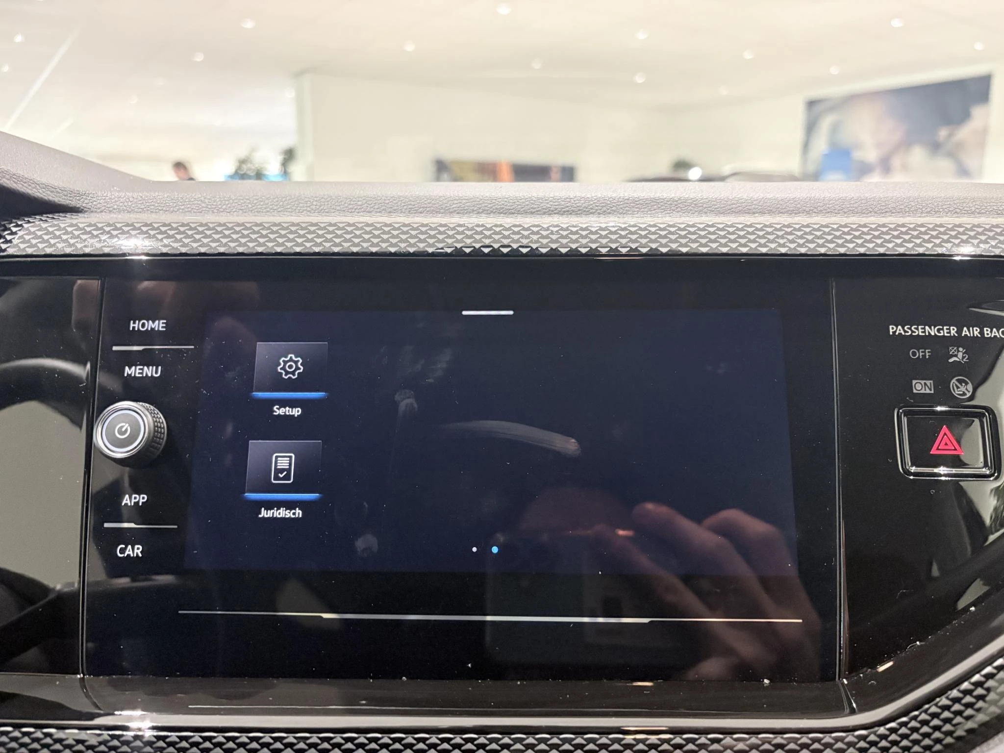 Volkswagen-Polo-image-18