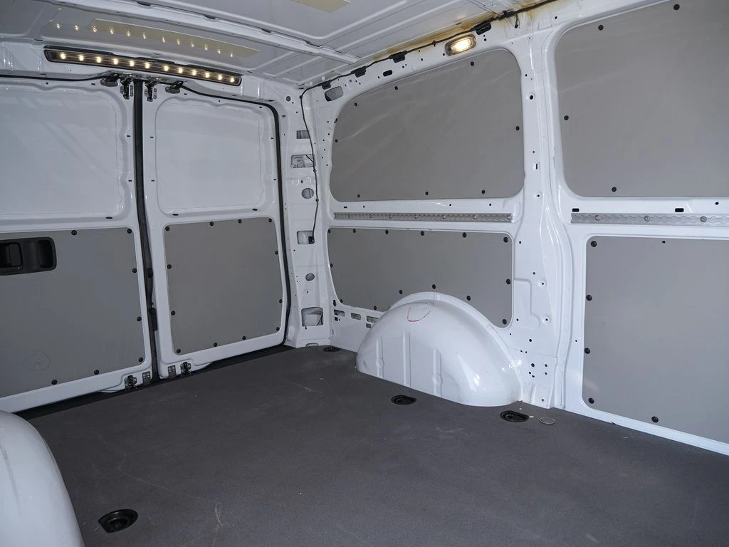 Mercedes-Benz-Vito 116-image-11